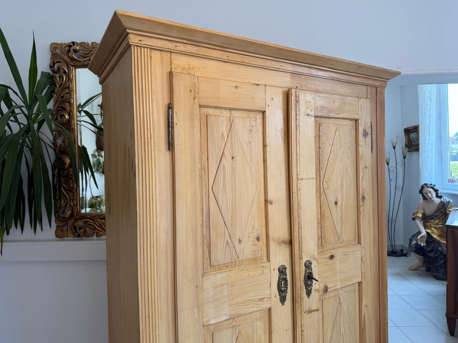 Sale Biedermeier Bauernschrank Weichholz Steiermark D2656