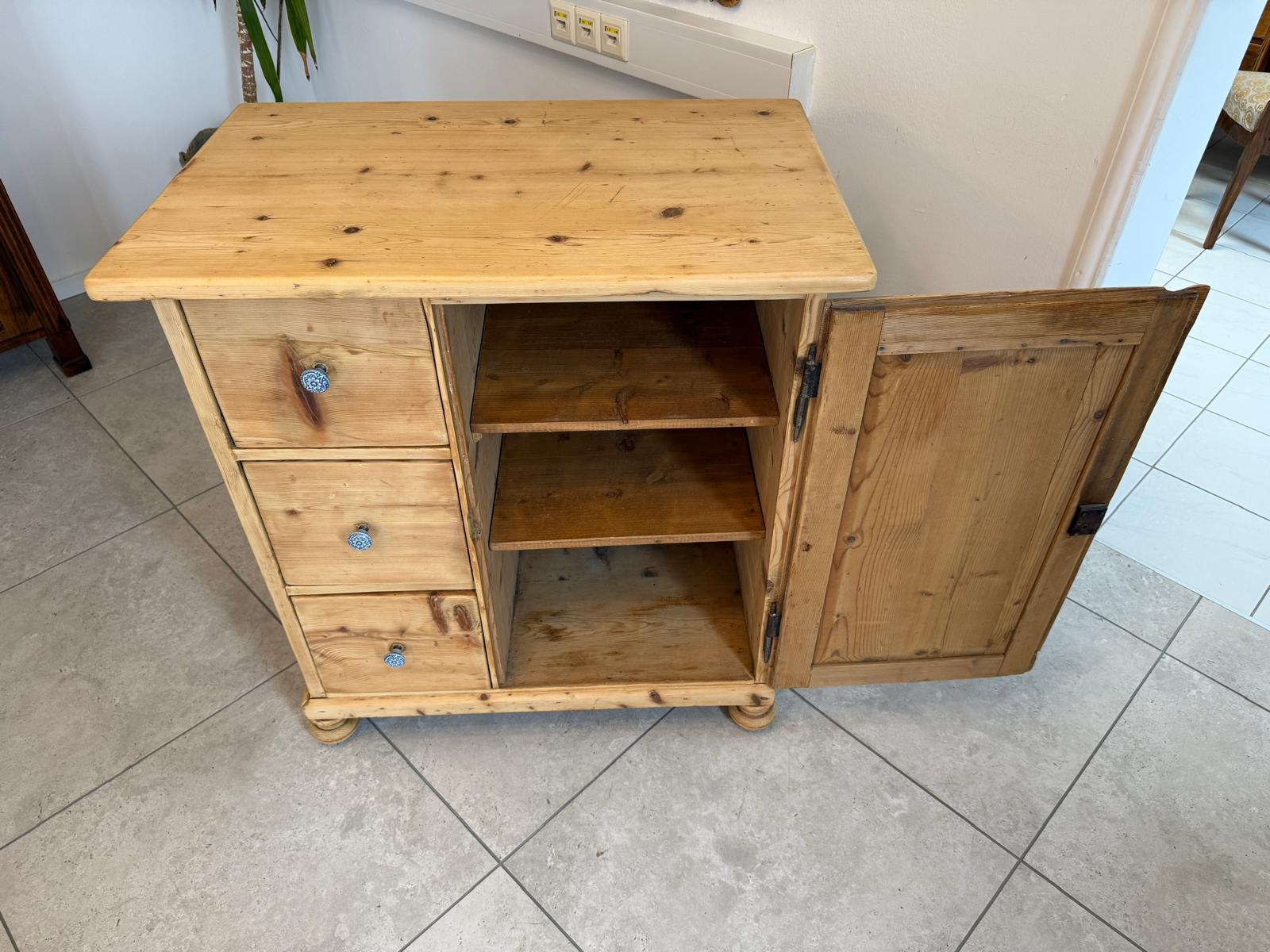 Brotschrank Almerschrank Speiskasten Bauernkasten Naturholzschrank  G2115