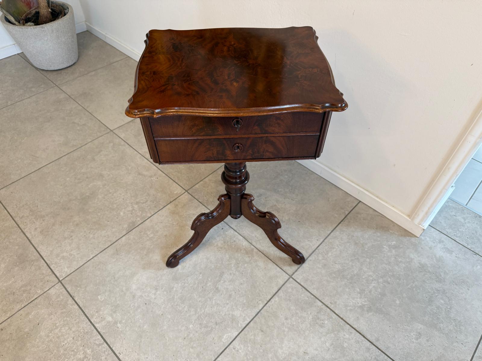 Sale Originales Biedermeier Tischerl Nähtischerl Beistelltisch G2264