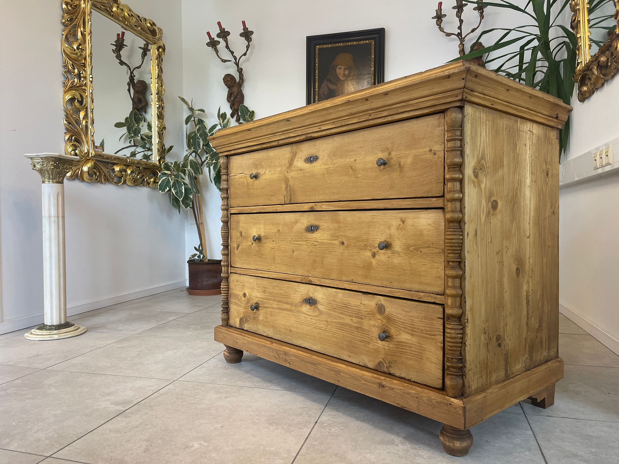6a1b0466-bf79-4b85-8773-39d630b729a4-1 Restaurierte Biedermeier Kommode 3 Ladenkommode A4858