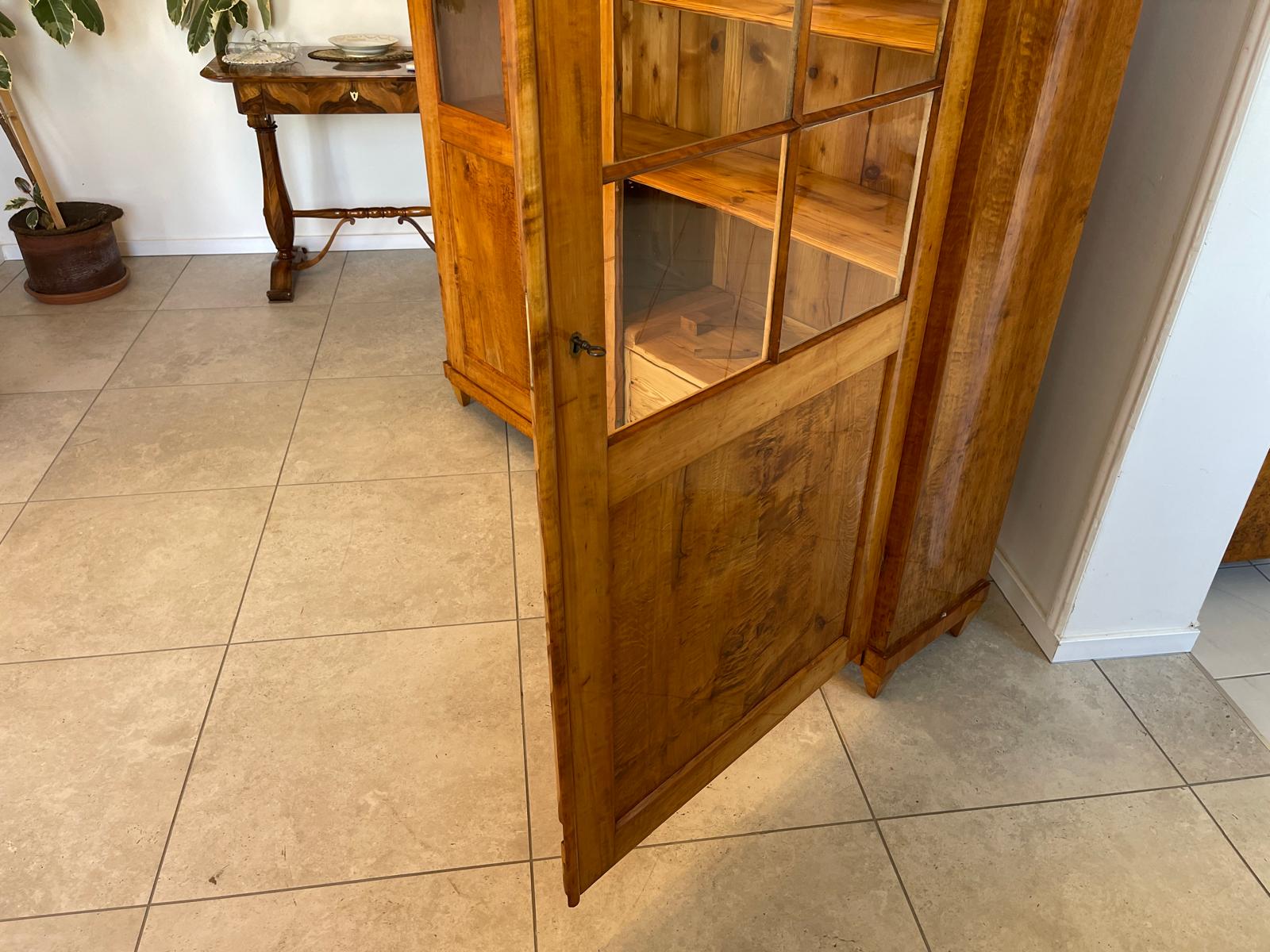 Antike Restaurierte Biedermeier Bücherschrank Vitrine Traumxemeplar Antiquität  G1641