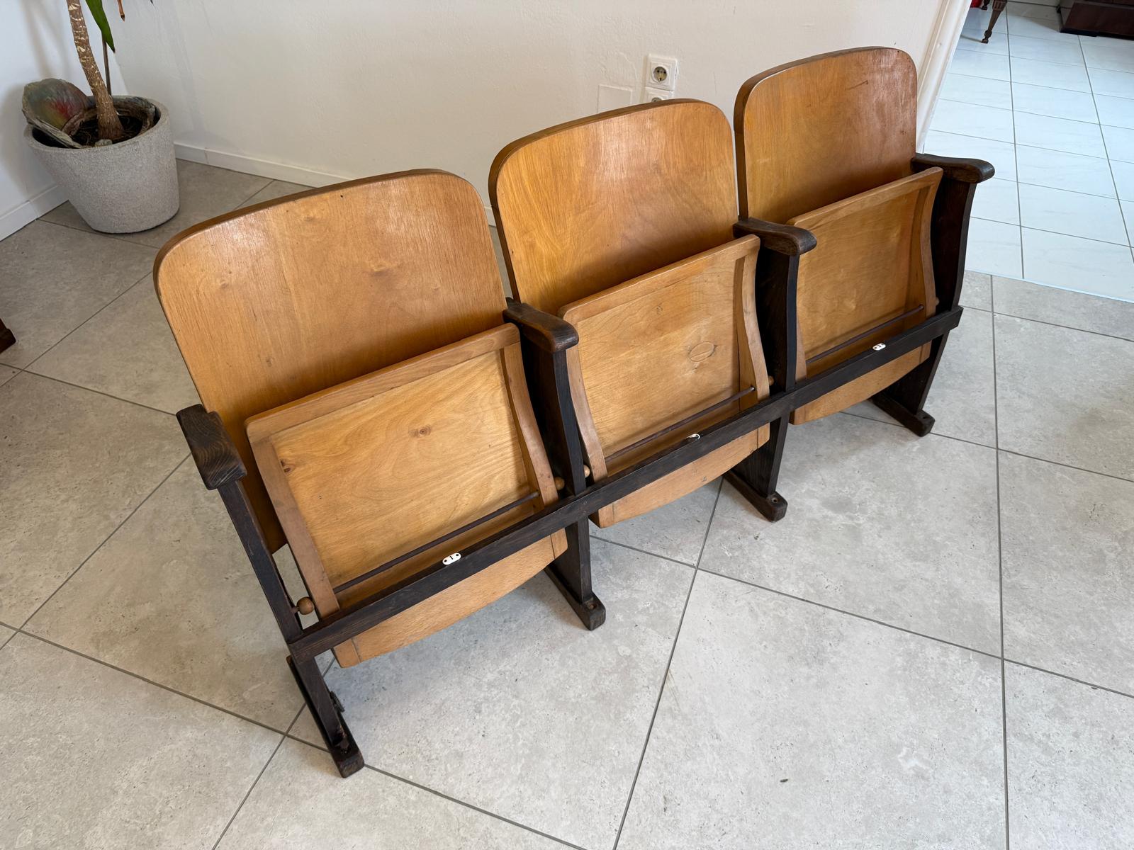 Originale Kinosessel 3er Sitz Klappstuhl Stuhl Sitzgruppe G2128