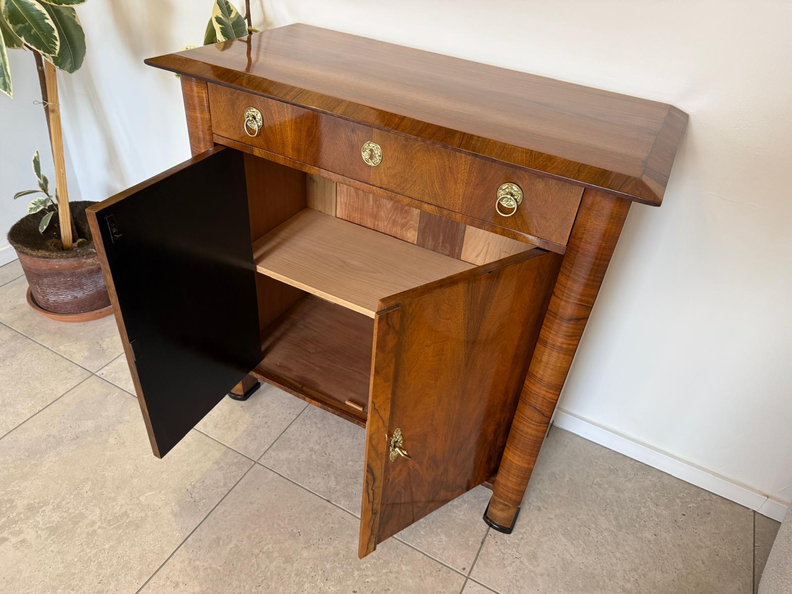 Biedermeier Trumeau Stil Nussholz Anrichte D2291