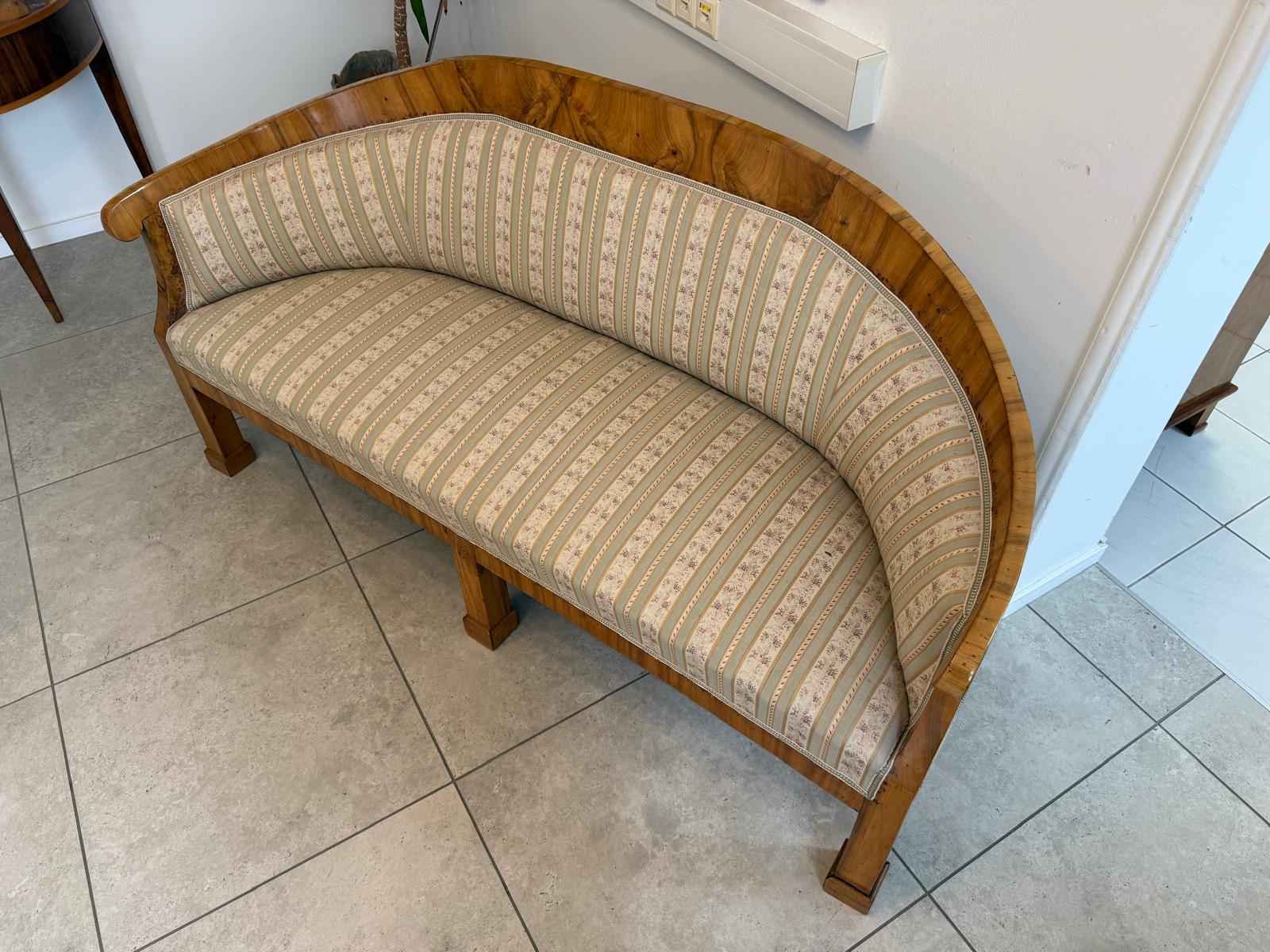 Originales Spätbiedermeier Sofa Diwan Couch D1003