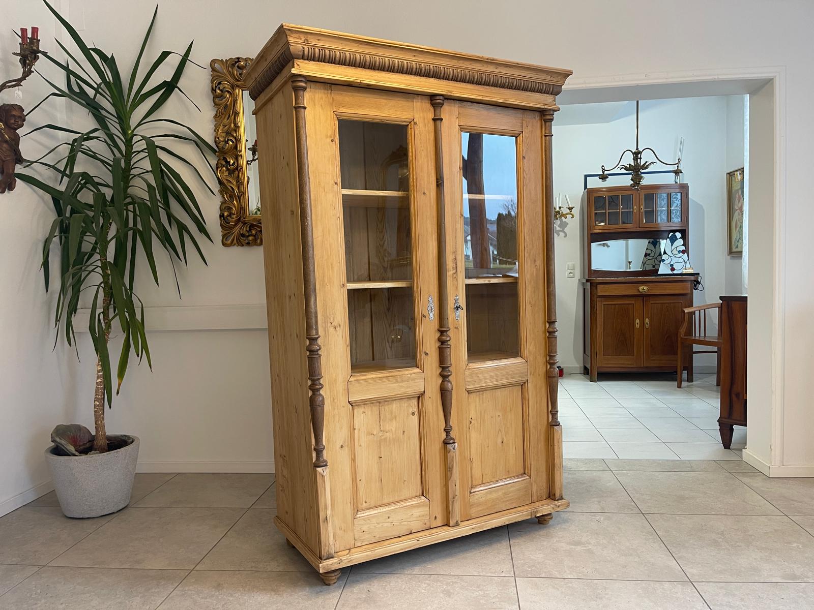 Restaurierte Gründerzeit Bauernvitrine Bauernschrank Bauernvitrine G1049