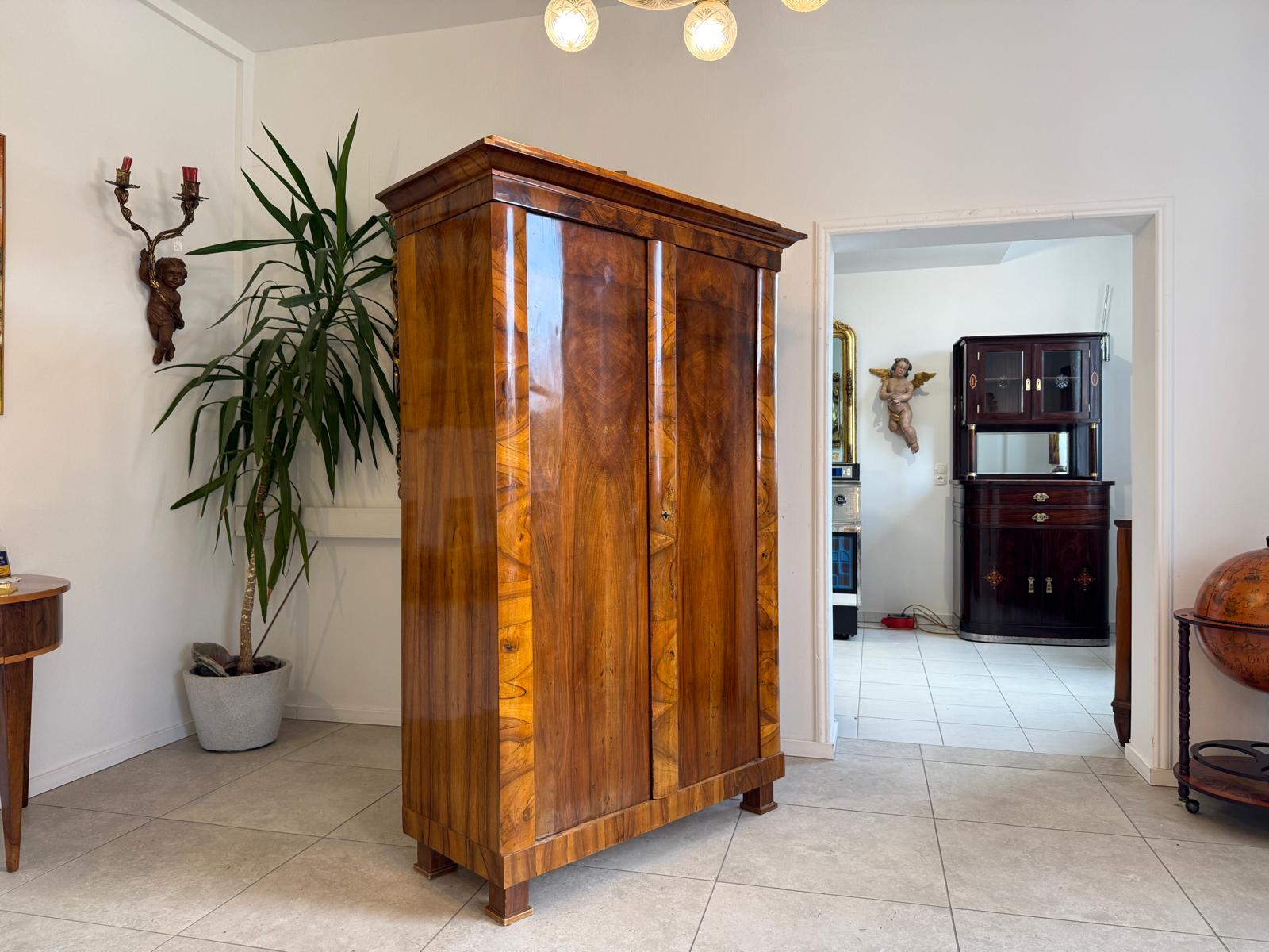SALE Biedermeier Schrank Kleiderkasten Hallenschrank Antiquität G1040-1