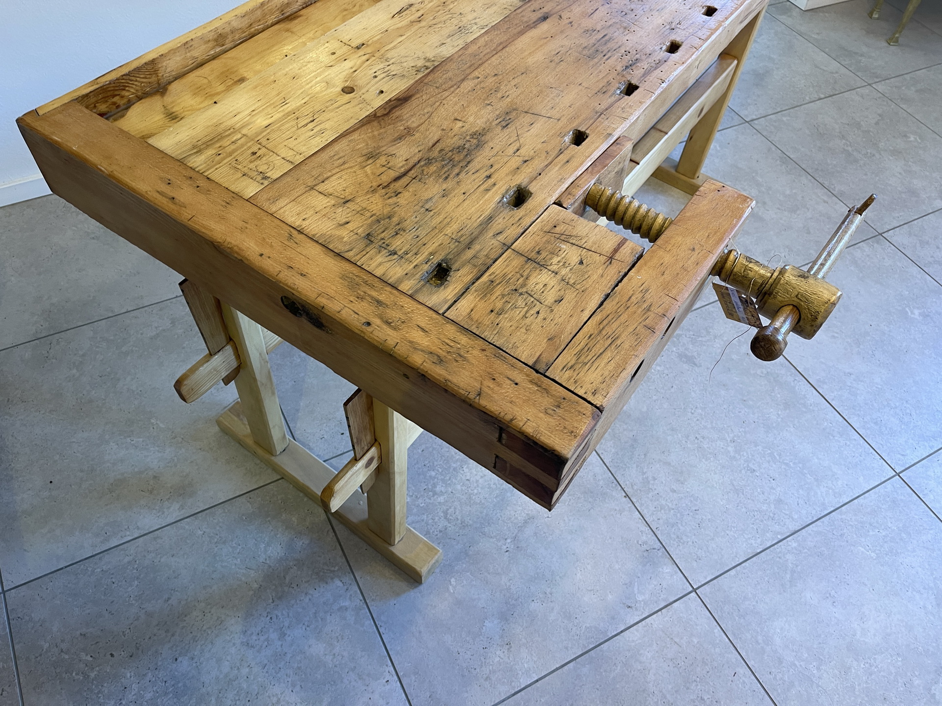 Bauernschrank-40 Sale Original Hobelbank, Werkbank, Designertisch B1925