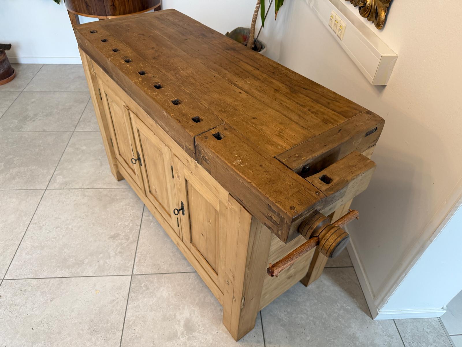 Urige Hobelbank Werkbank Pult Tresen Ladenschrank Antik G2253