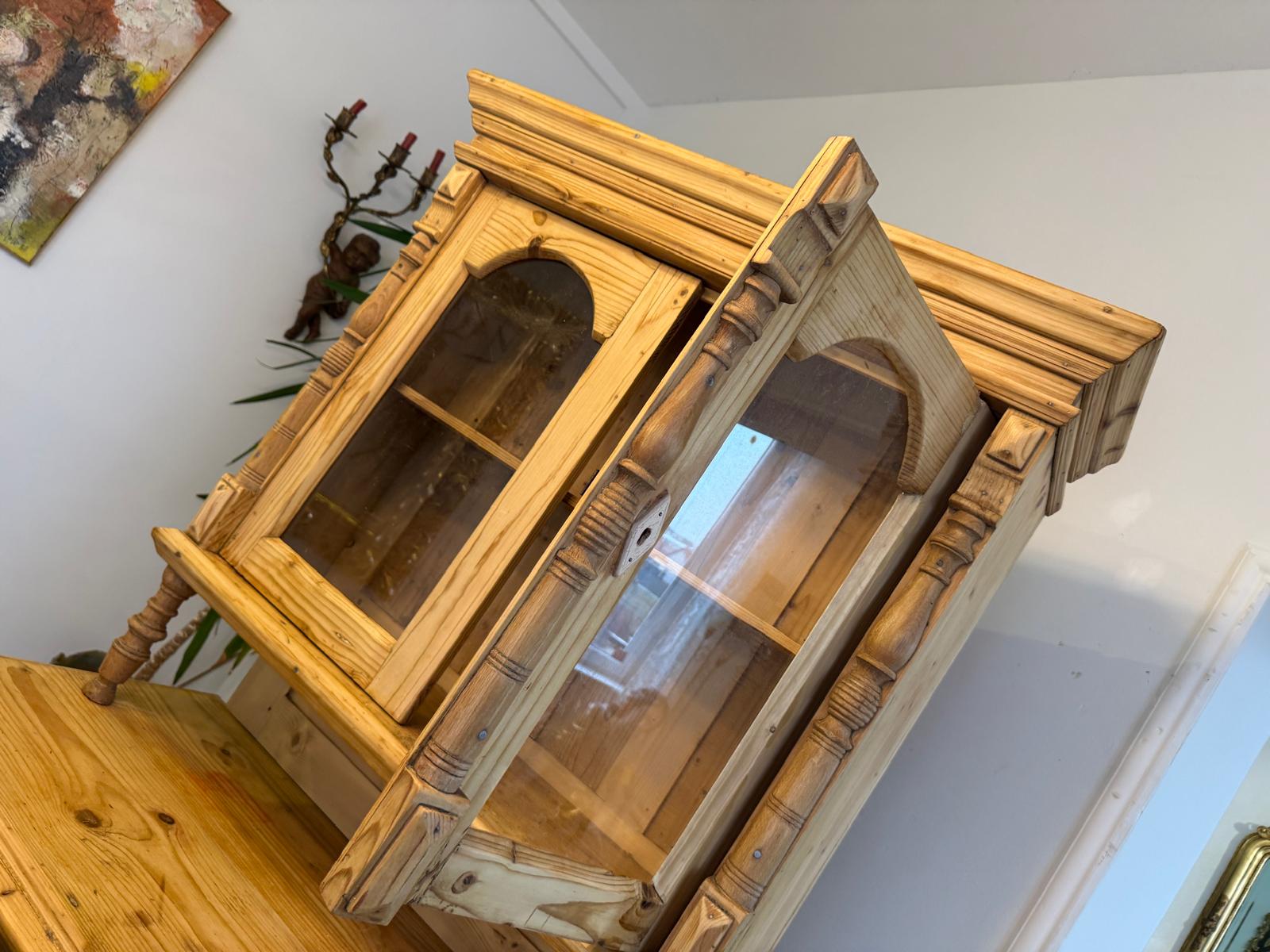 Restaurierte Gründerzeit Küchenkredenz Antike Bauernmöbel Vitrinenschrank D1084