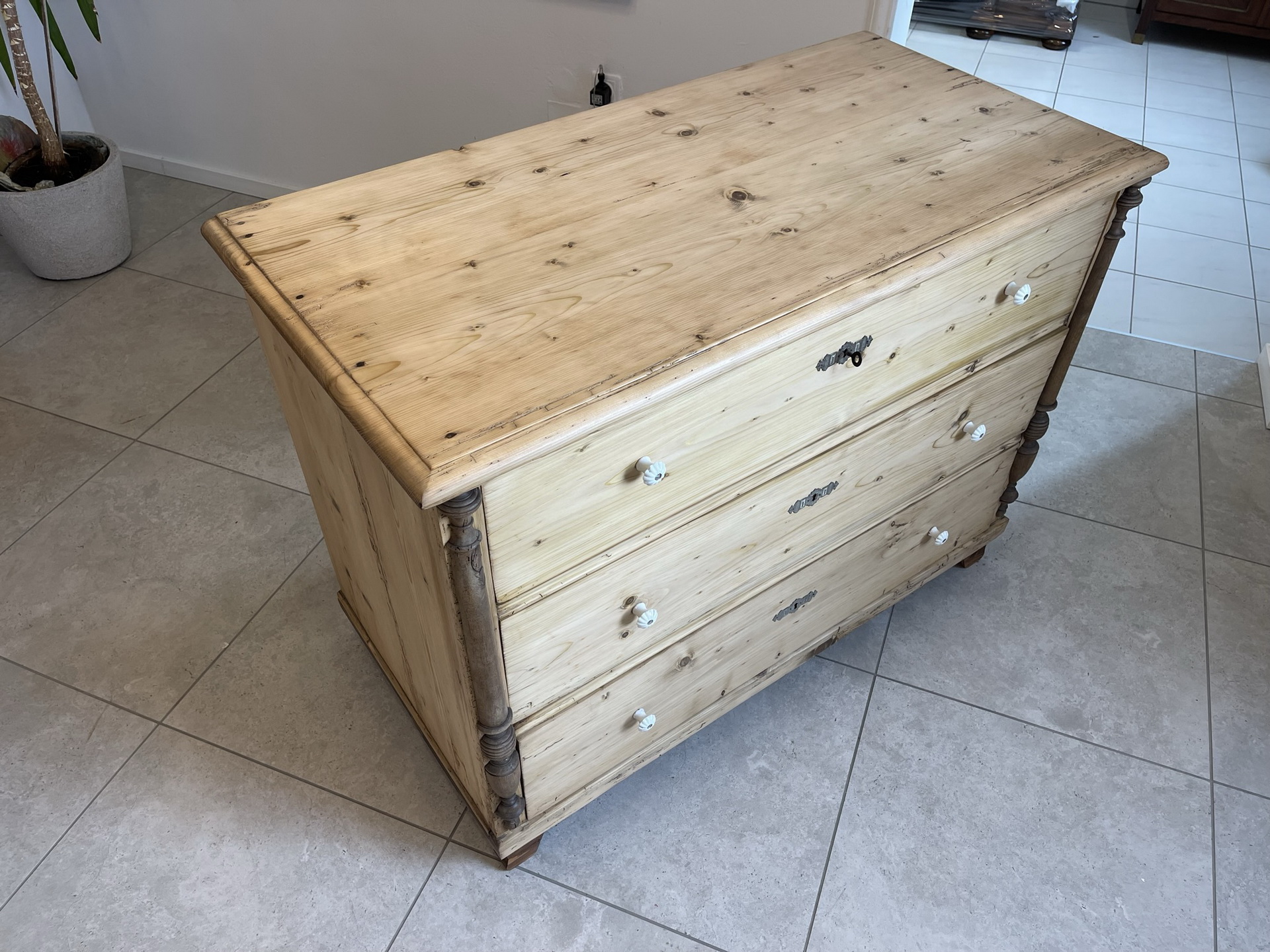 Barock-Biedermeier_345iat0I5ErGEF8 Restaurierte Biedermeier Kommode Antik 3 Laden aus Fichtenholz B1231