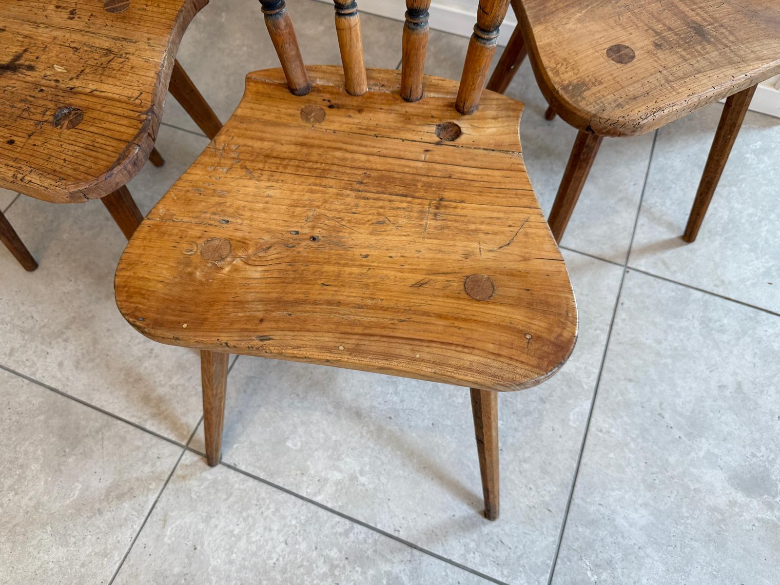 3 alte Bauernsessel Sprossenstühle Stuhl Landhaussessel G2339