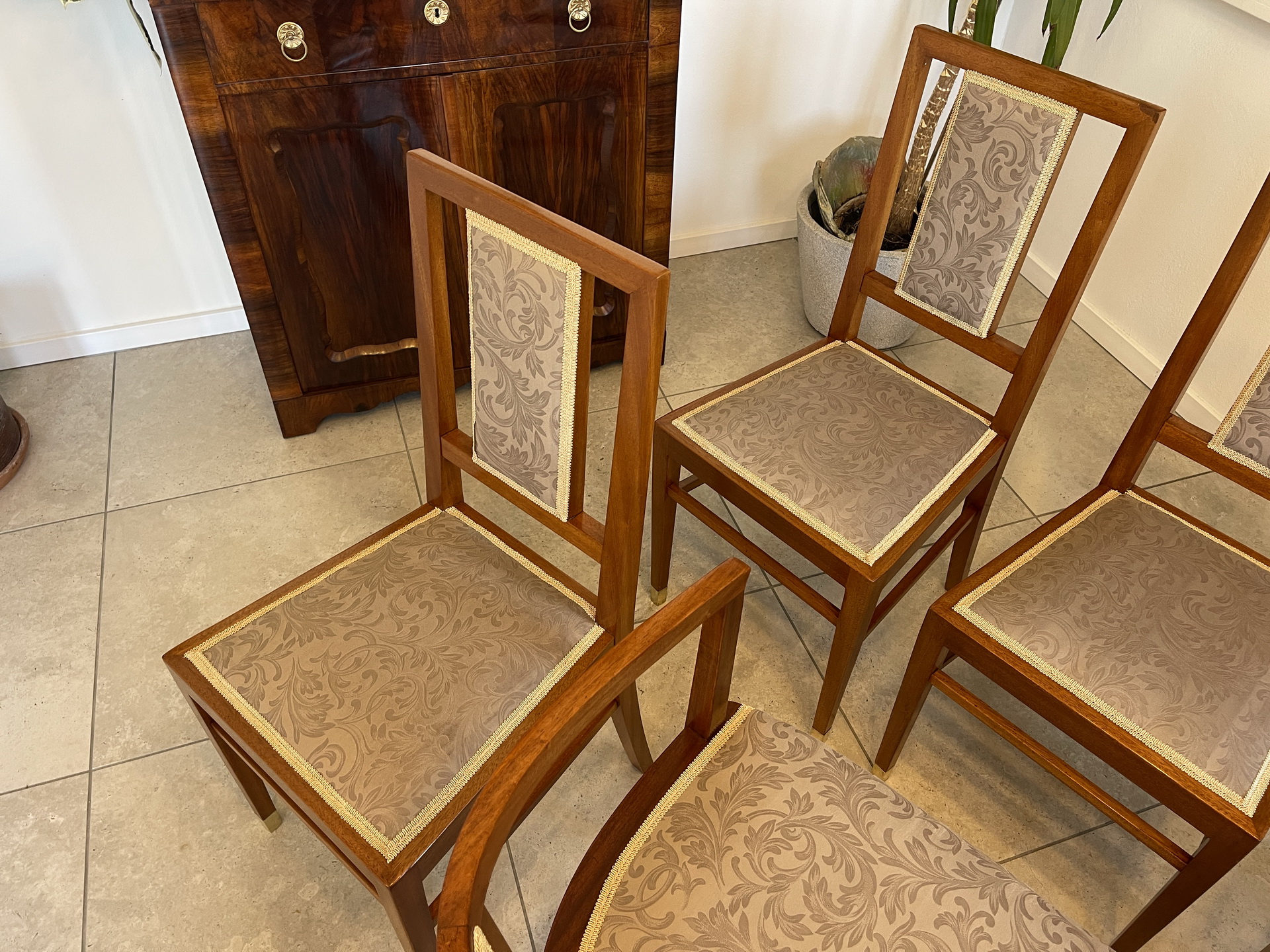 biedermeier-35 Restaurierte Jugendstil Couchgruppe mit Sofa und Stühlen, Hartholz, B19993