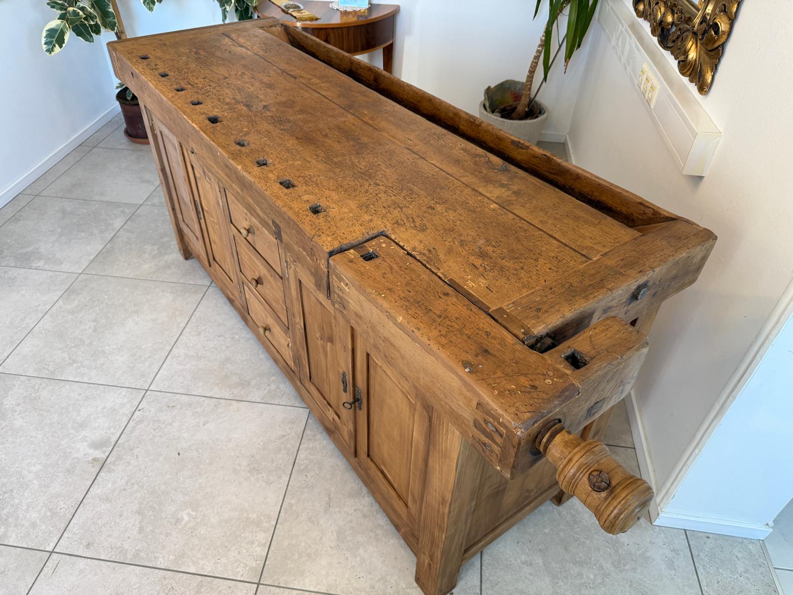 Urige Hobelbank Werkbank Pult Tresen Ladenschrank G2184