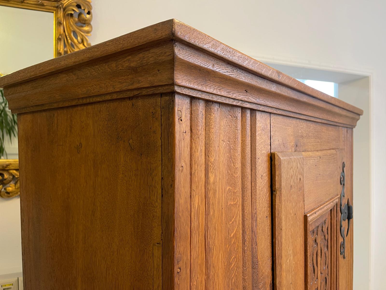Originaler Eichenschrank Rauchschrank Kasten um 1800 G1344