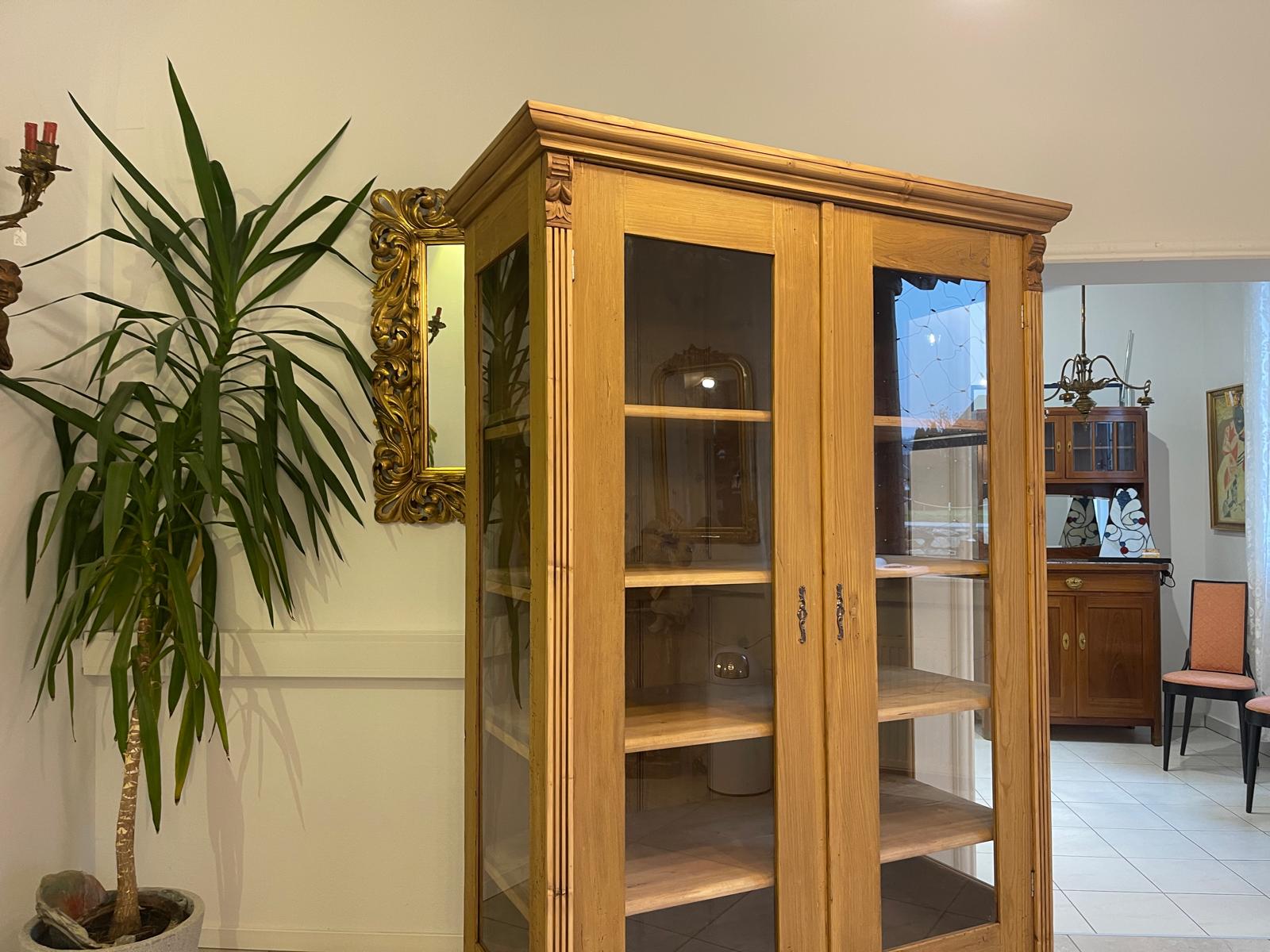 Bäuerliche Vitrine Bauernvitrine Bauernschrank Naturholz Bücherschrank Bauernmöbel A5132