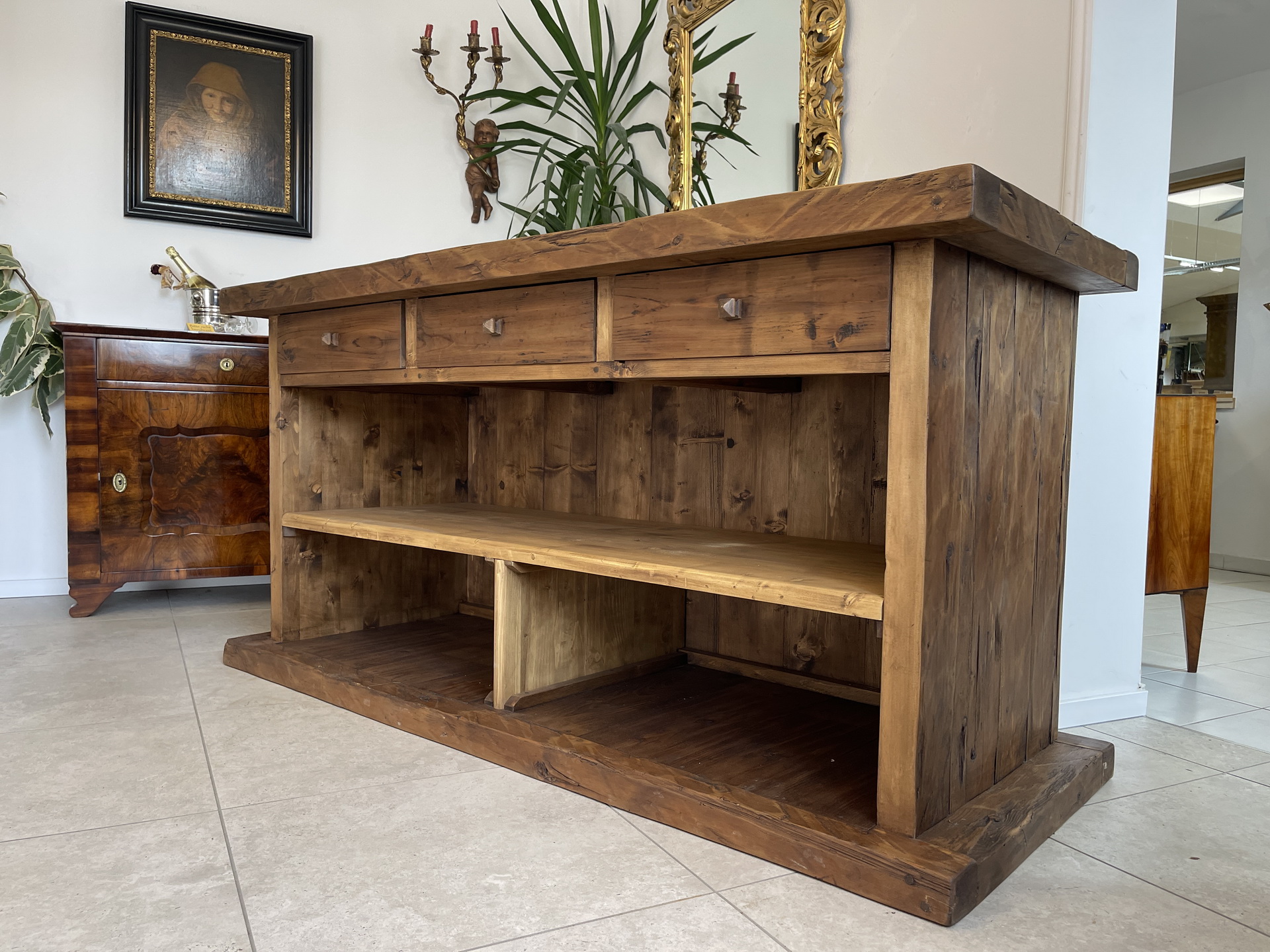 Barock-Biedermeier-51 Bäuerliche Bar Altholz Theke Verkaufspult rustikal hochwertig A4187