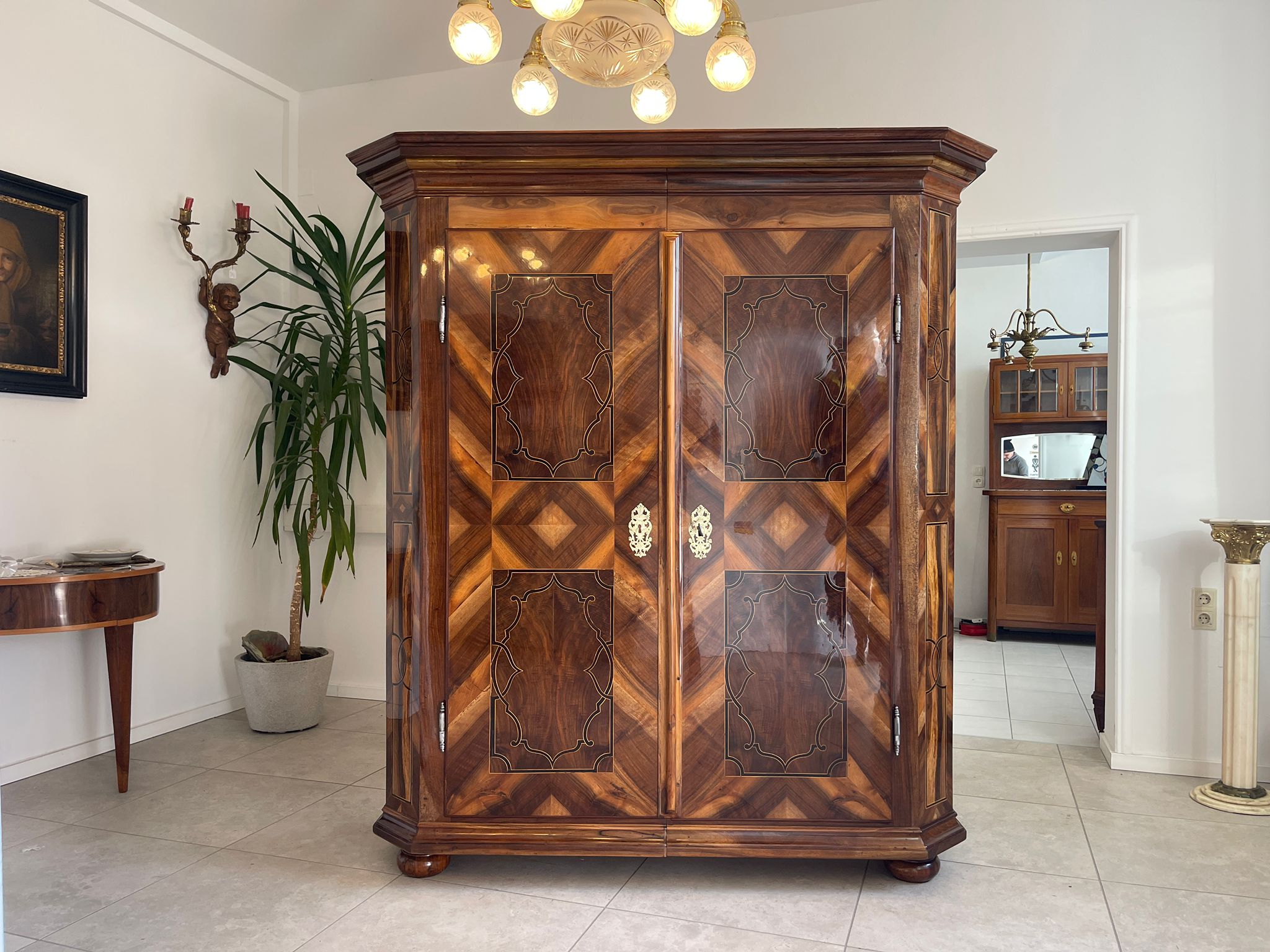 SALE Restauriert Barocker Hallenschrank Barockschrank Museumsexemplar Antiquität G1138