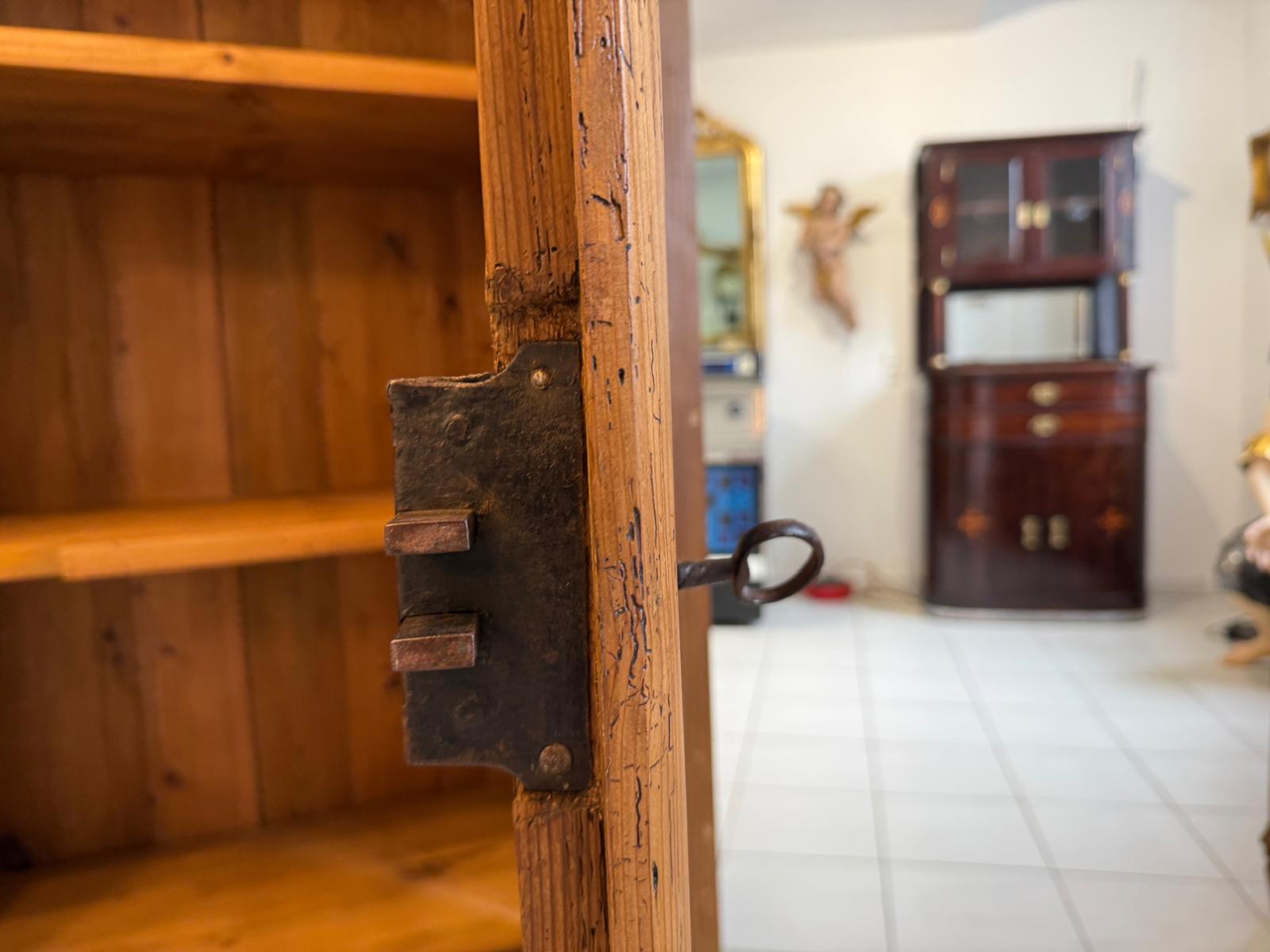 Barocker Brotschrank Almerschrank Vorratsschrank Bauernkasten Antik D1119