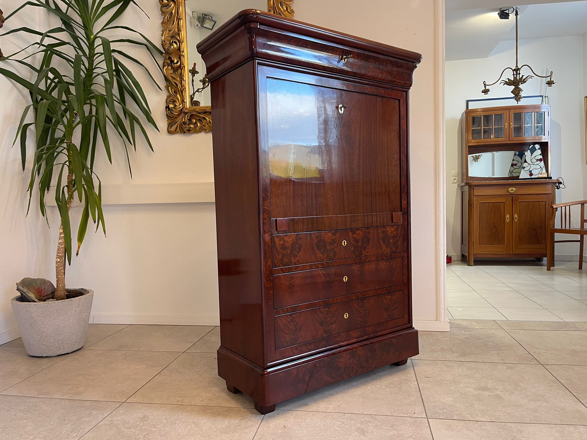 Sale Restaurierter Spätbiedermeier Standsekretär Schellack G1069