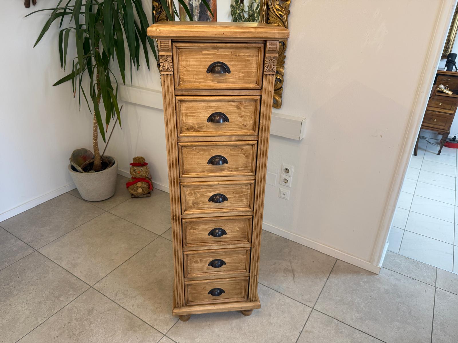 Bäuerliche Ladenkommode Apothekenschrank 7 Ladenkommode D1022