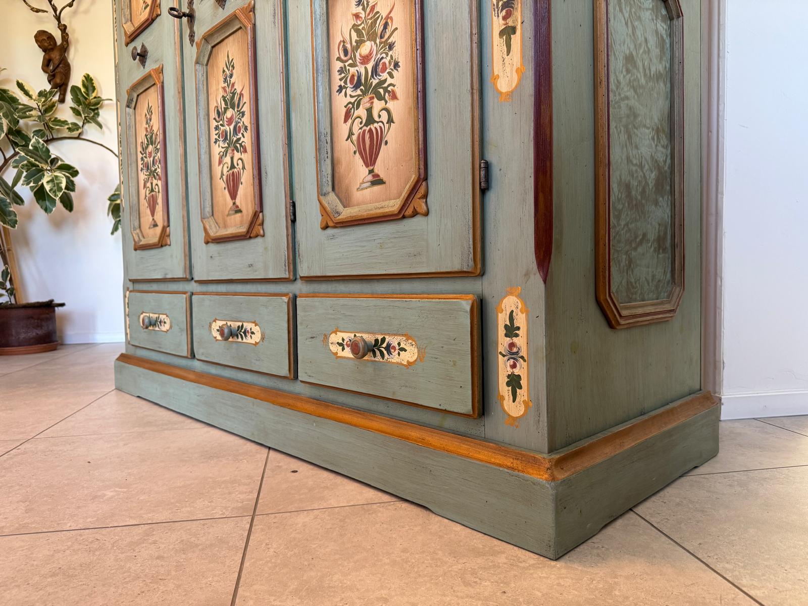 Voglauer Schrank Bauernschrank Anno 1800 Altblau G2041