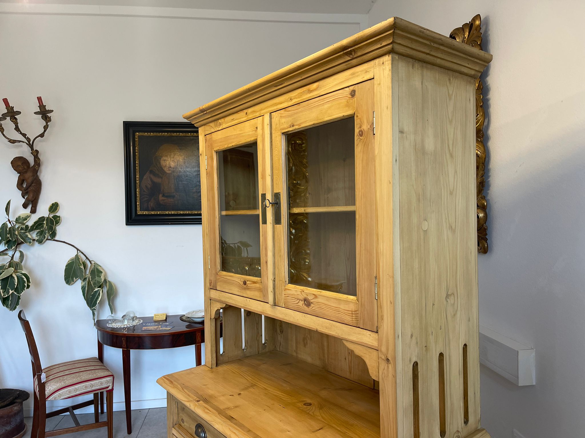 492d28df-c67f-4fdf-9e9d-e326129dffe7 Traum Jugendstil Kredenz Vitrine Küchenkredenz Bauernmöbel A5084