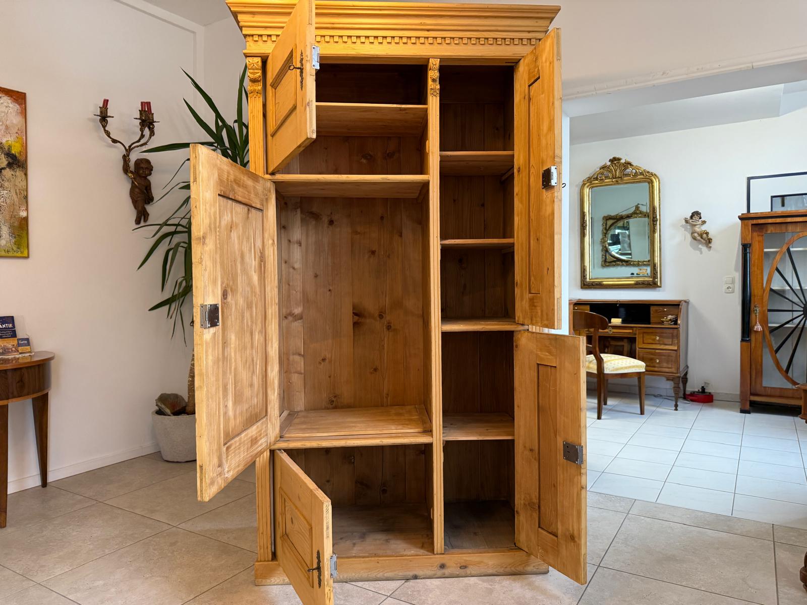 Gründerzeit Bauernschrank Bauernkasten Garderobenschrank Weichholz G2344