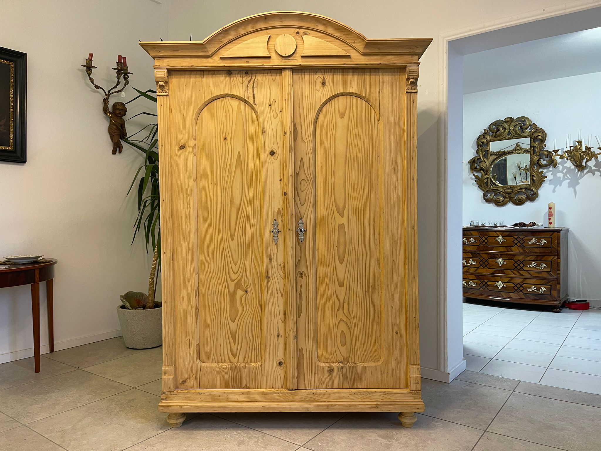 8c07183d-5e8b-41bc-9f77-2d3edcedd992 Steirischer Bauernschrank Gründerzeit Antik Naturholz Restauriert A5115