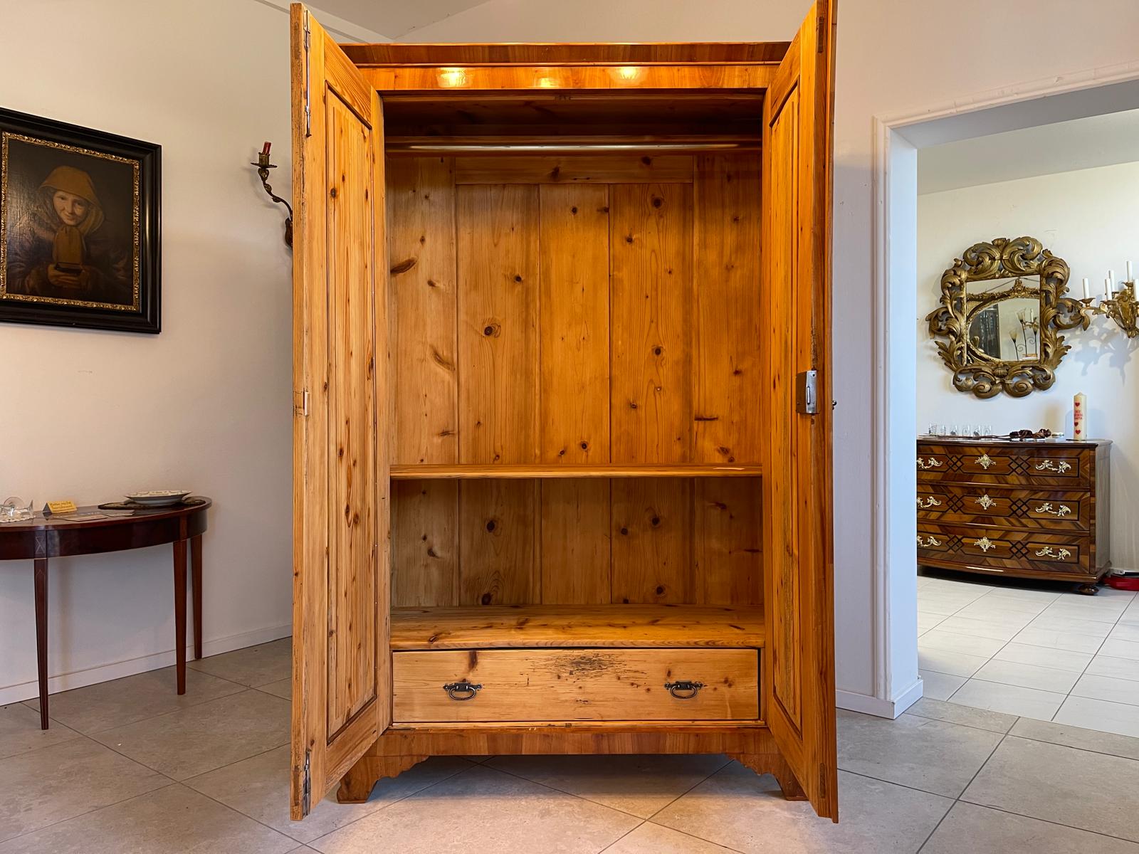 73c63b99-f383-4d25-9037-9bc721926607 Sale Original Biedermeier Schrank Kasten Restauriert Kirschholz A5109
