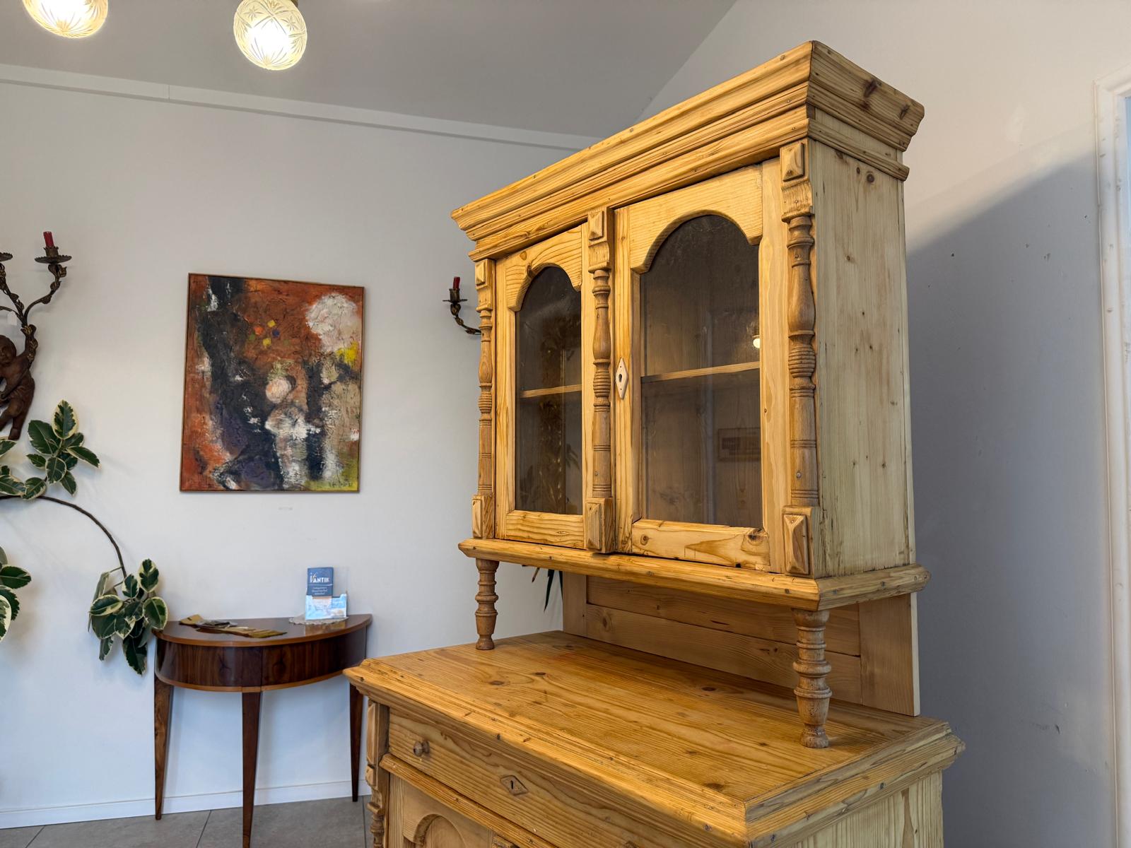 Restaurierte Gründerzeit Küchenkredenz Antike Bauernmöbel Vitrinenschrank D1084