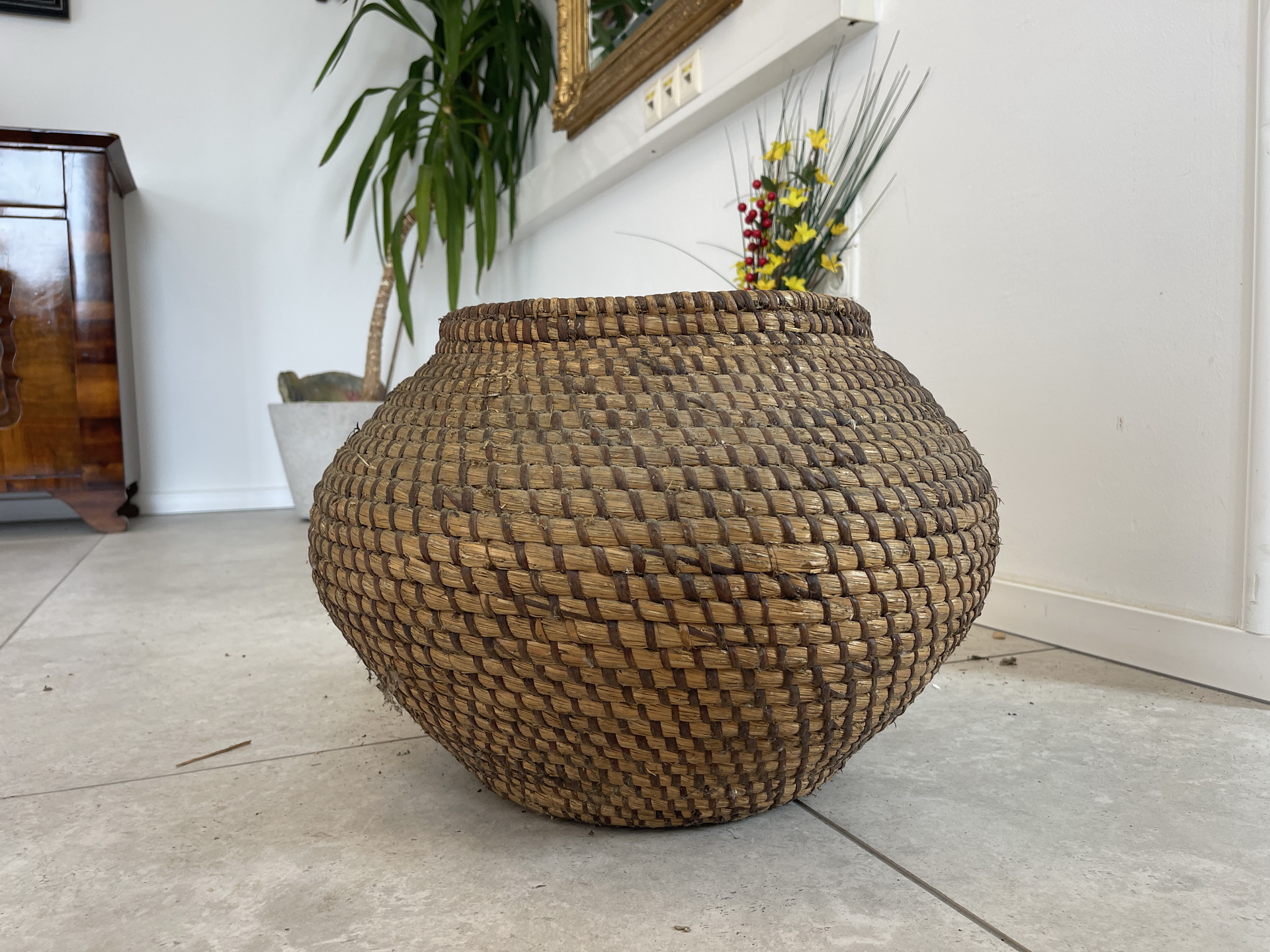 IMG_95303gbYonjpDKrD7 alter hübscher Bienenkorb Strohgeflecht Bannkorb A4460