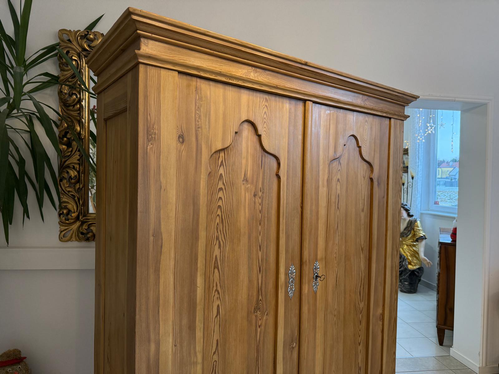 Originaler Bauernschrank Biedermeierschrank Hallenschrank Bauernkasten D1023