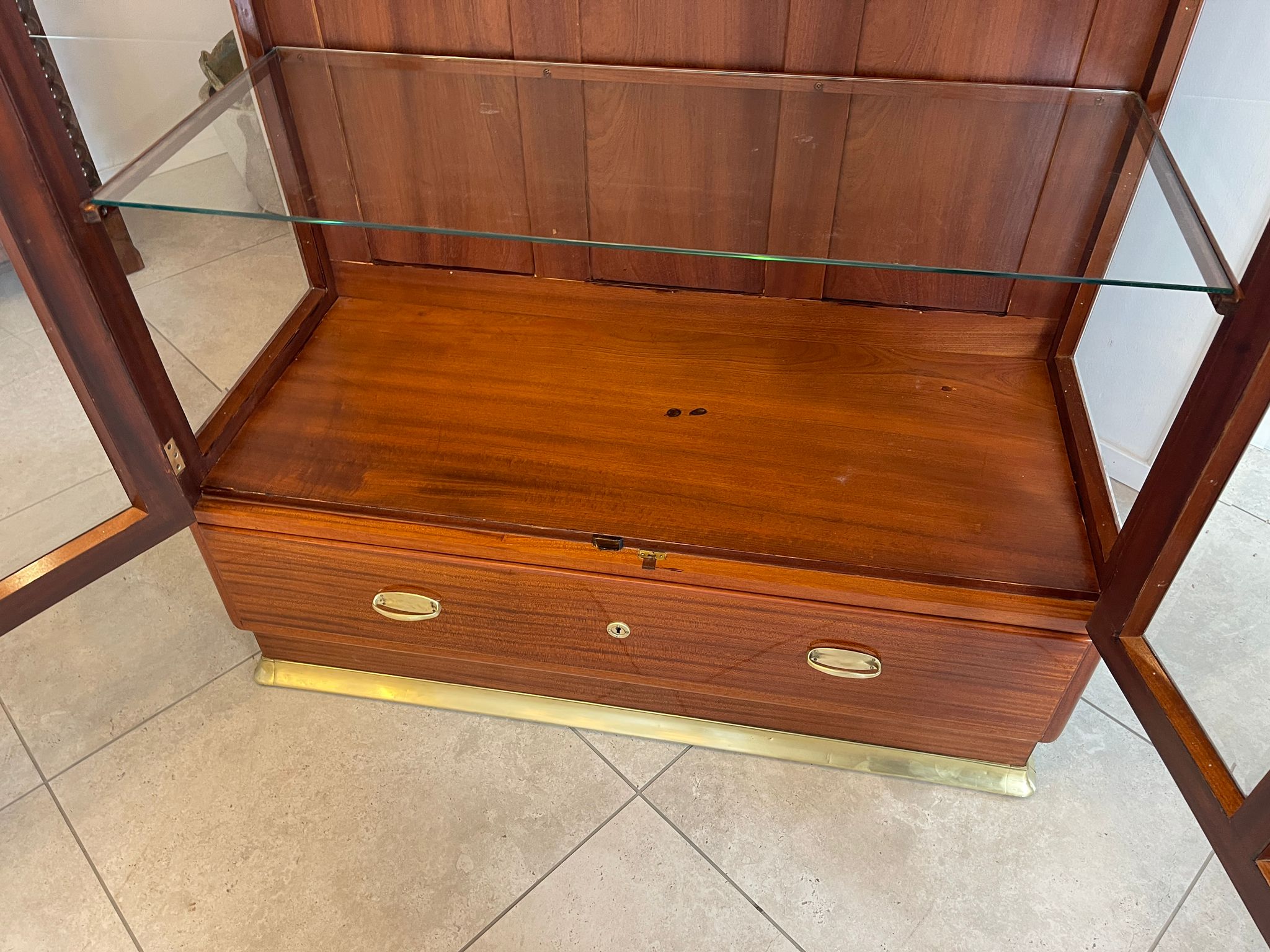 93918383-eec0-4126-b248-761347442099as9nVIS5xVrY9 Restaurierter Jugendstil Vitrine Bücherschrank Vitrinenschrank Antik A4927