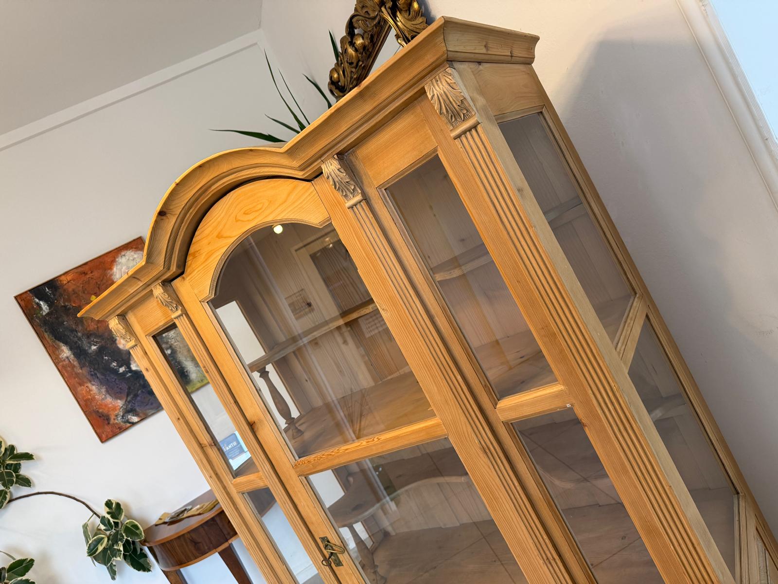 Bäuerliche Vitrine Bauernvitrine Bauernschrank Naturholz Bücherschrank D1062