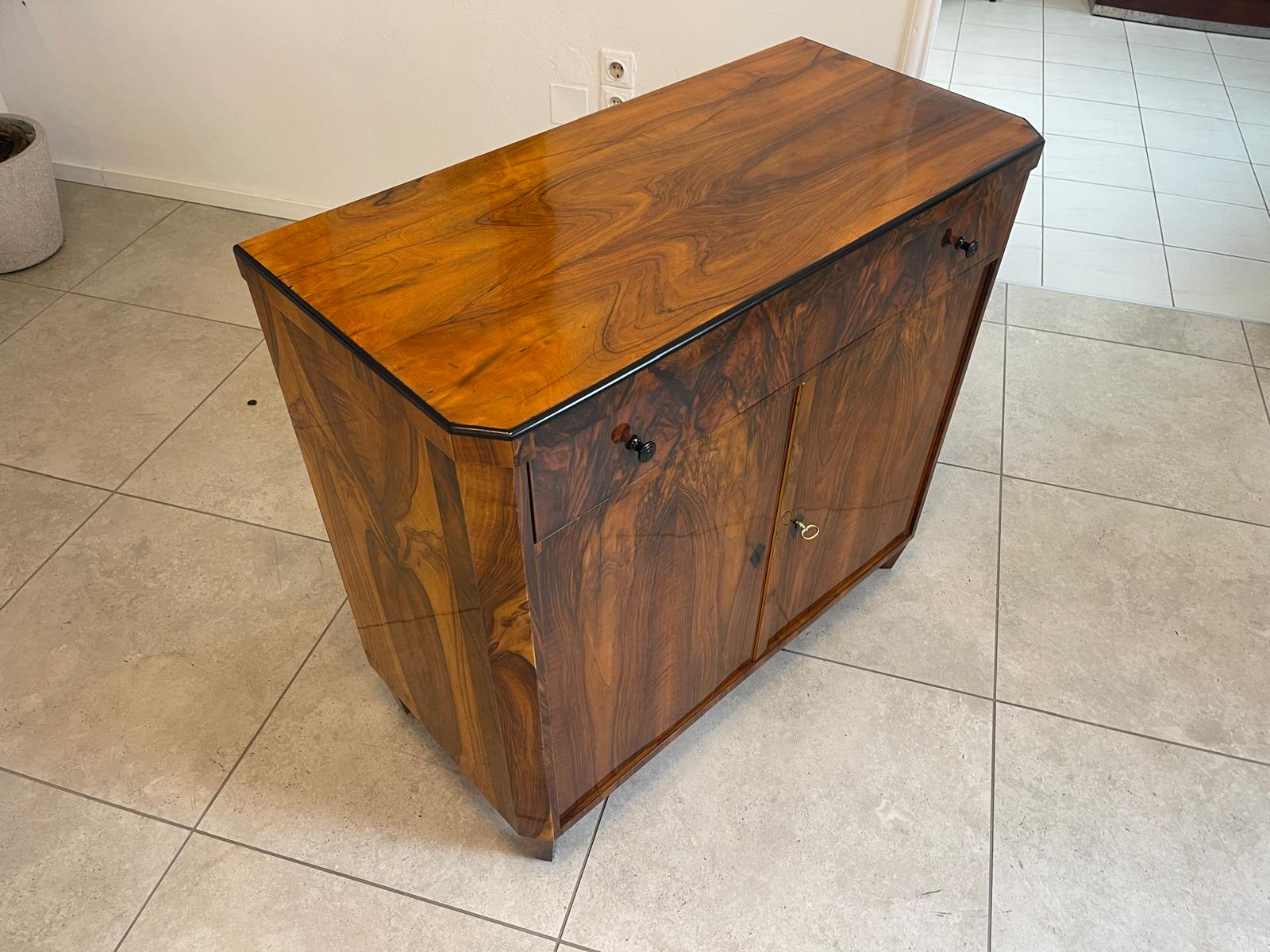 Sale Restaurierte Biedermeier Anrichte Trumeau Nussholz Antiquität G1507