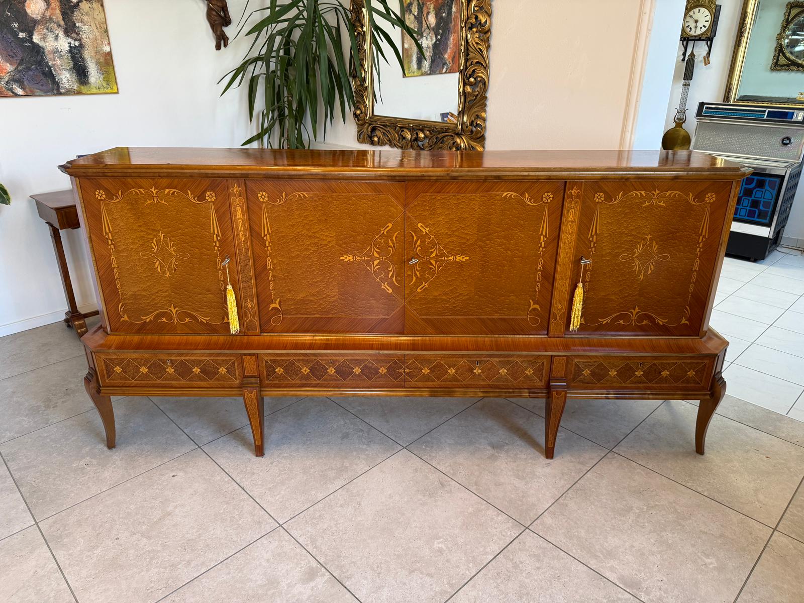 Prächtige Anrichte Sideboard Kommode Barockstil Stilmöbel Traum D1234