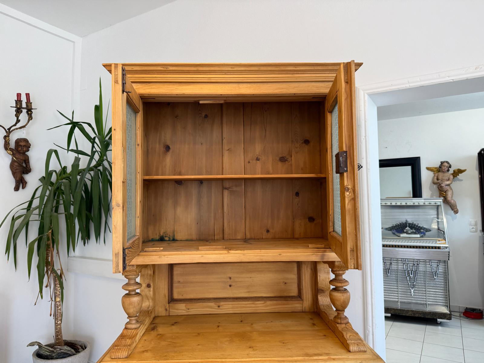 Originale Gründerzeit Küchenkredenz Bauernschrank Säulenkredenz D2794