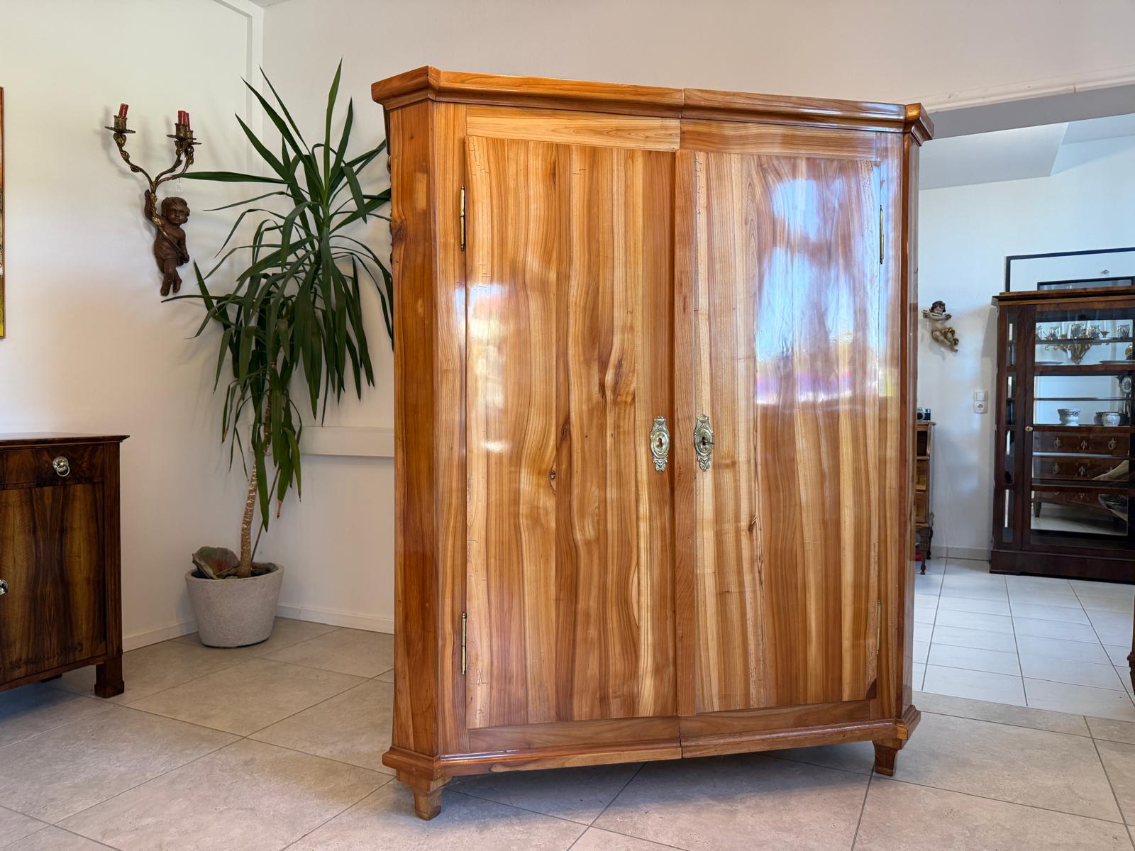 SALE Restaurierter Biedermeier Schrank Kleiderkasten Hallenschrank Antiquität G2100