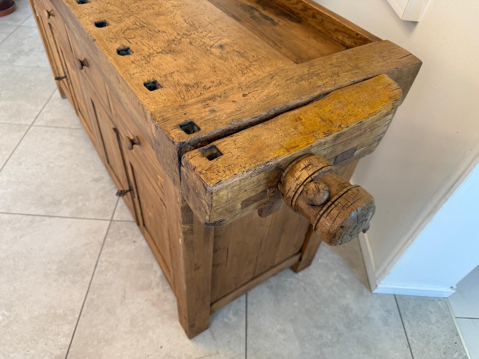 Urige Hobelbank Werkbank Pult Tresen Ladenschrank G2179-1