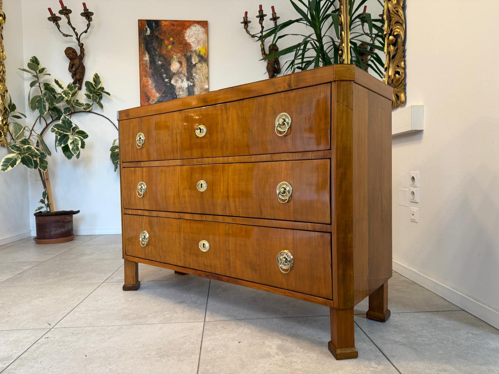 Restaurierte Biedermeier Kommode 3 Ladenkommode Nussholz Antiquität G2241