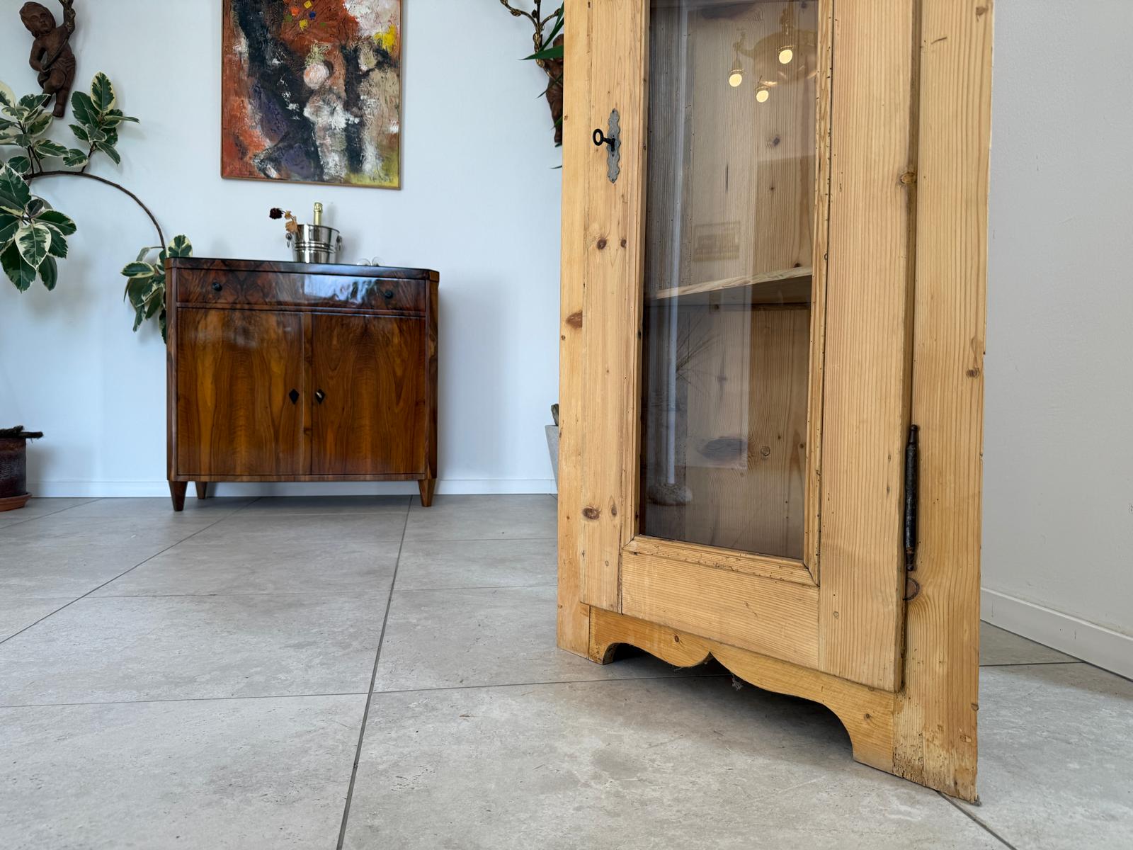 Bäuerlicher Eckschrank Eckvitrine Naturholz G2064