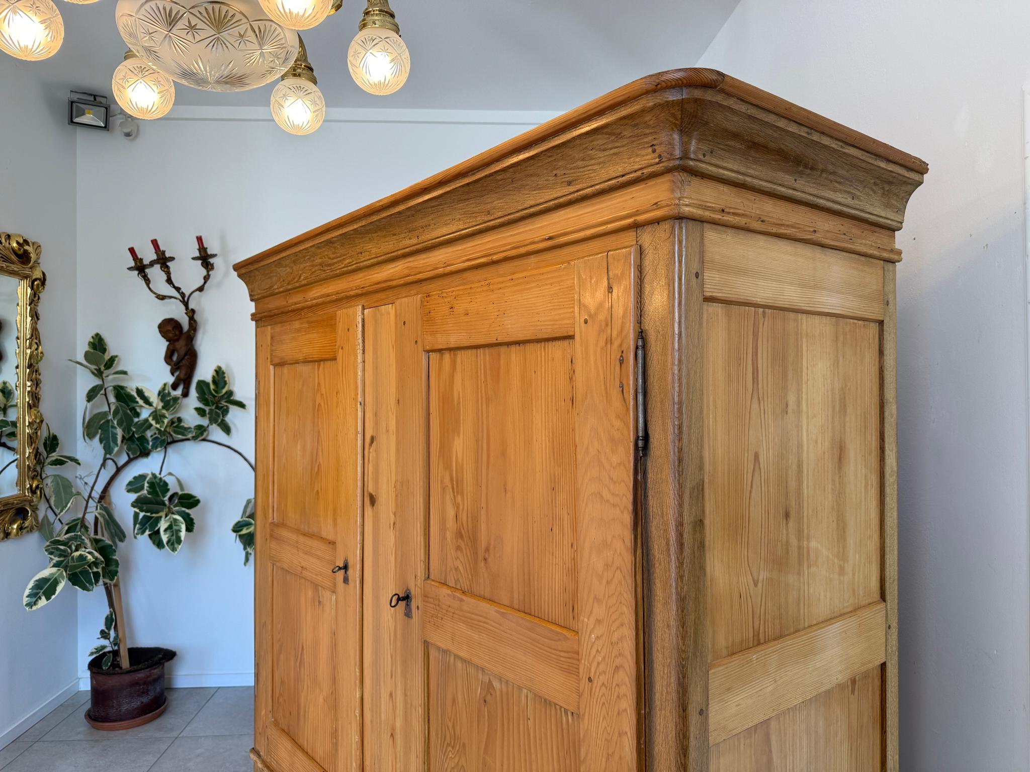 Originaler Bauernschrank Biedermeierschrank Hallenschrank Bauernkasten G2094