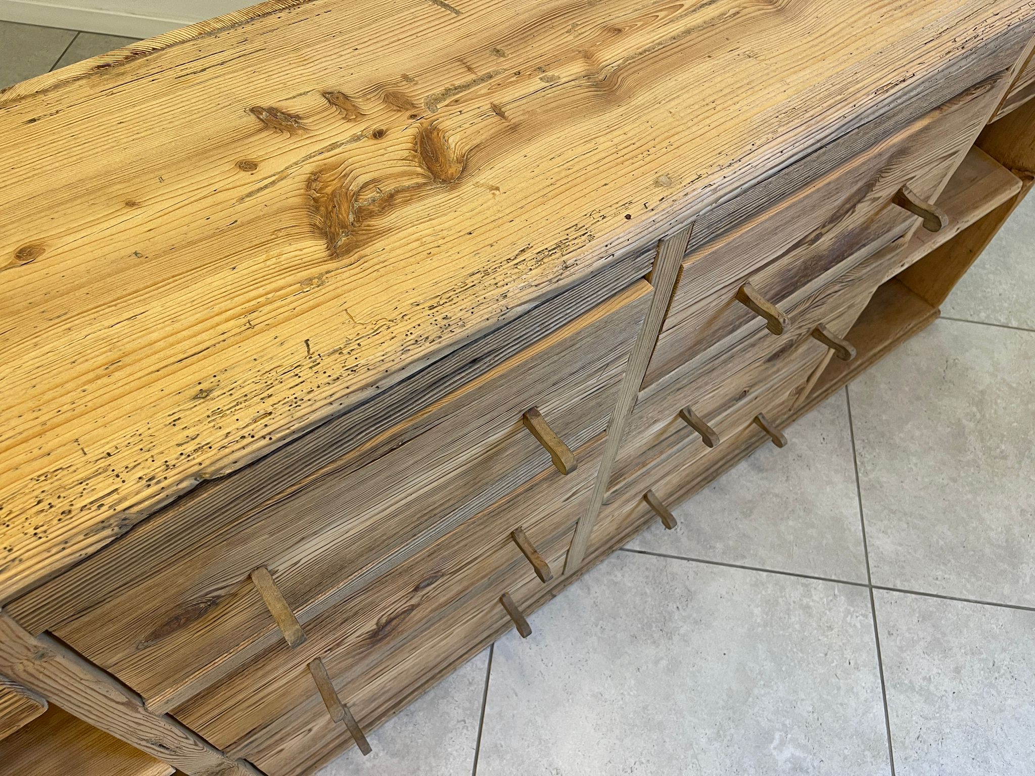 Urige Anrichte Sideboard Ladenkommode Ladenschrank Bauernschrank Bauernmöbel G1076
