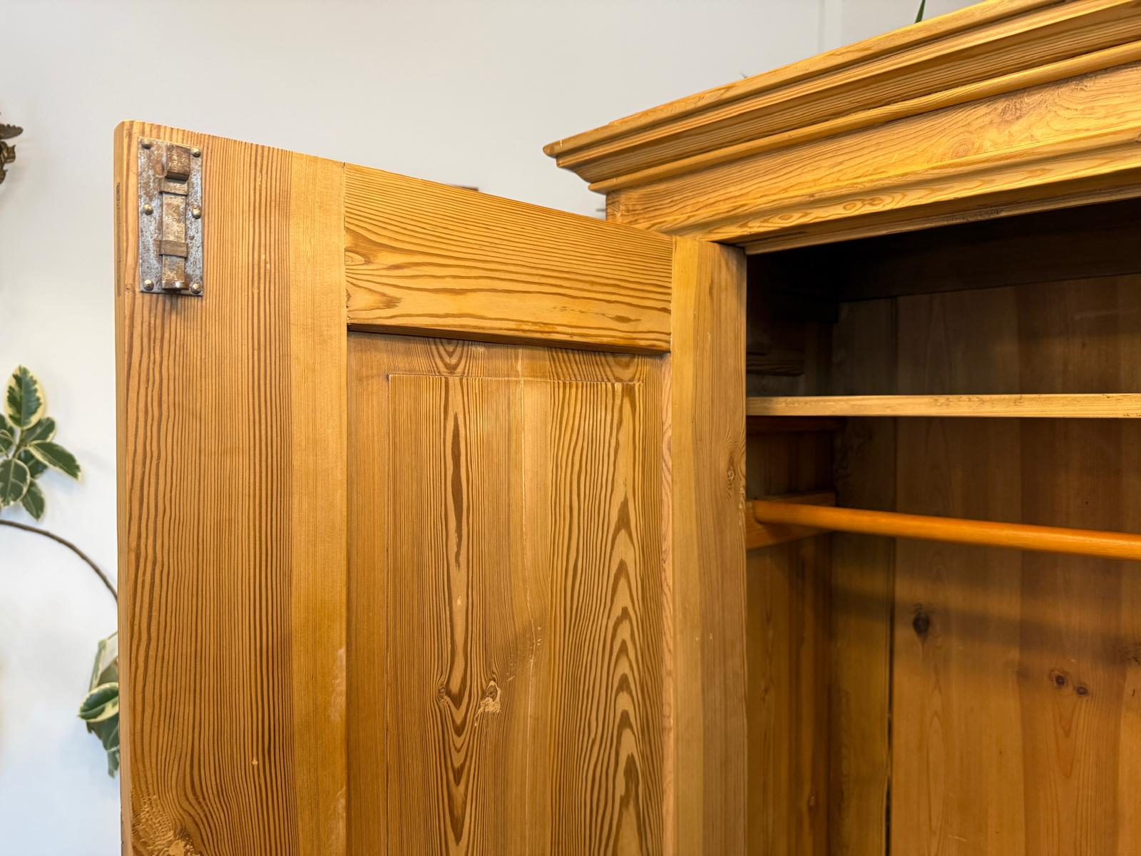 Originaler Bauernschrank Biedermeierschrank Hallenschrank Bauernkasten D1023