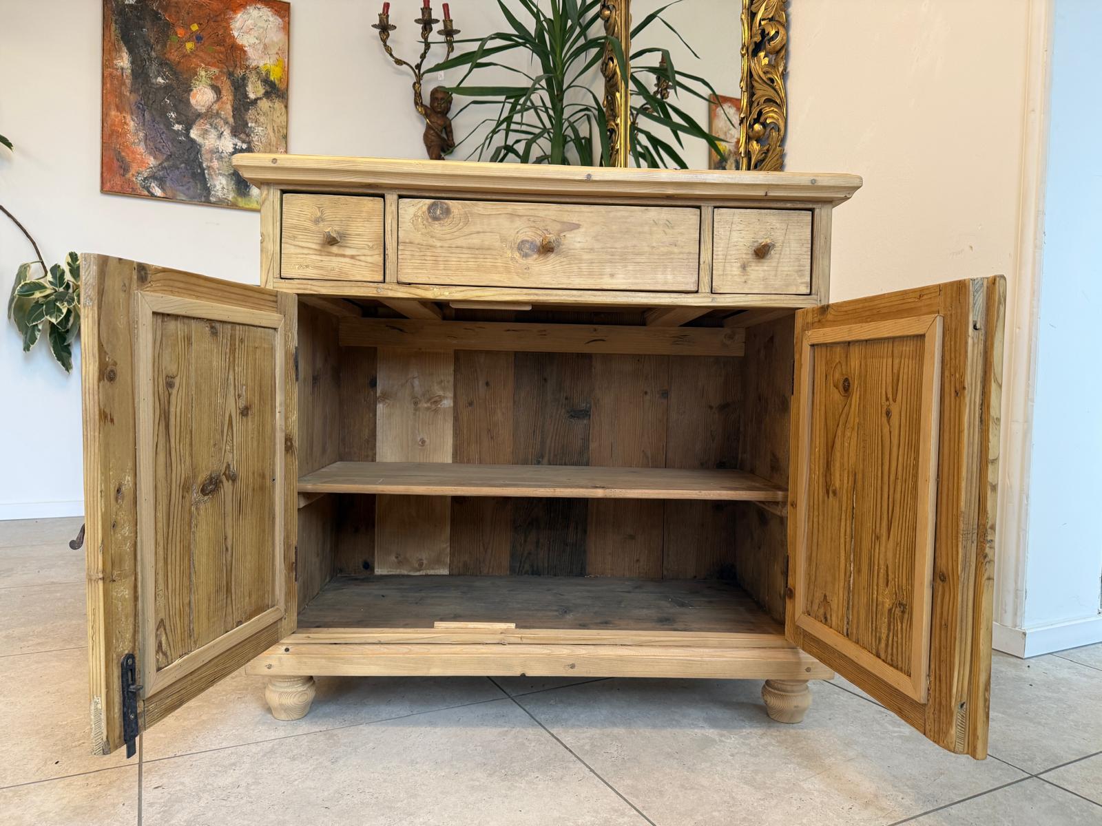 Bäuerliche Gründerzeit Anrichte Antik Kommode Naturholz Weichholz D1078