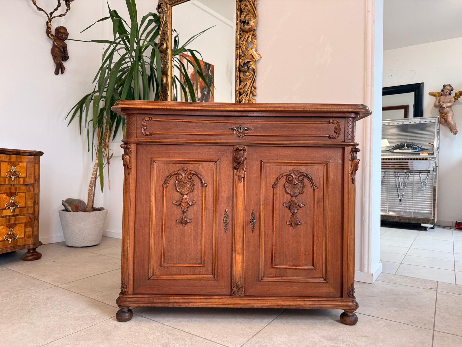 Pfeiferlbarock Anrichte Sideboard Eichenholz Granitplatte D2662