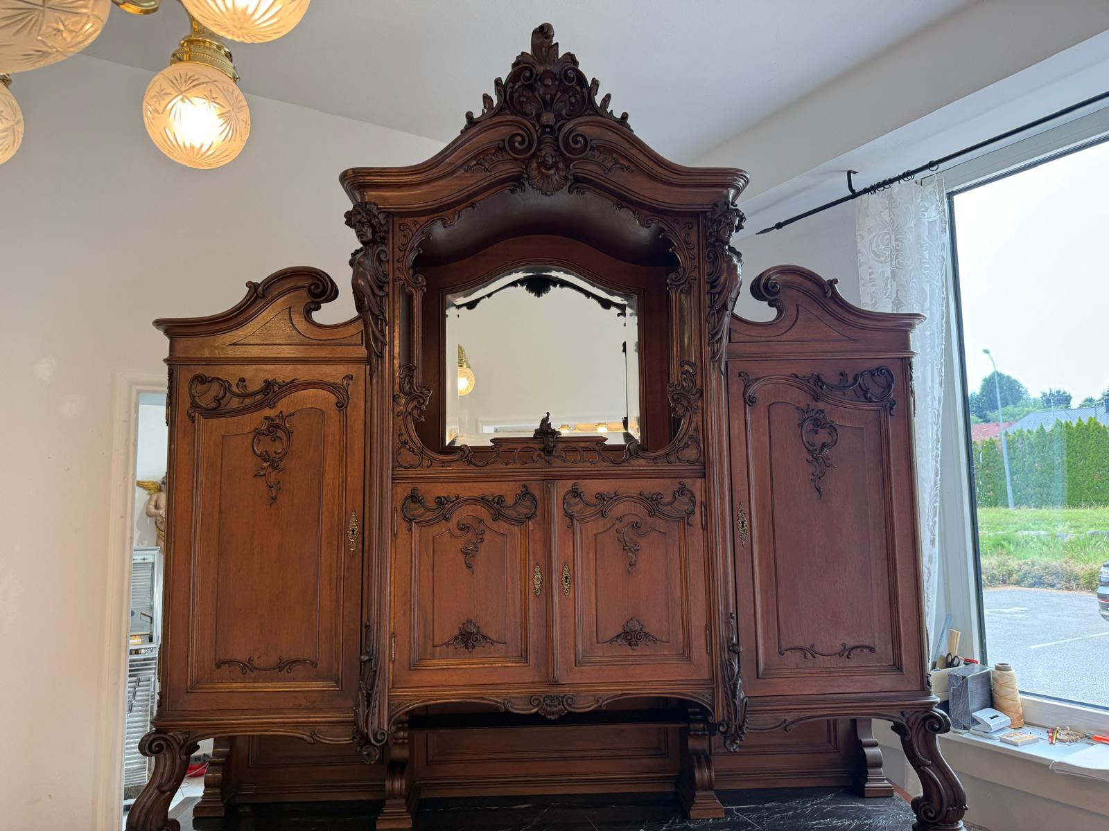 Figurales Pfeiferlbarock Aufsatzbuffet Altarschrank Aufsatzschrank / Buffet – D2658