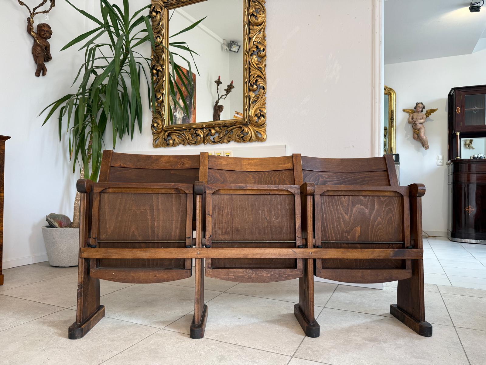 Kinosessel 3er Sitz Klappstuhl Stuhl Sitzgruppe Originalexemplar D3437