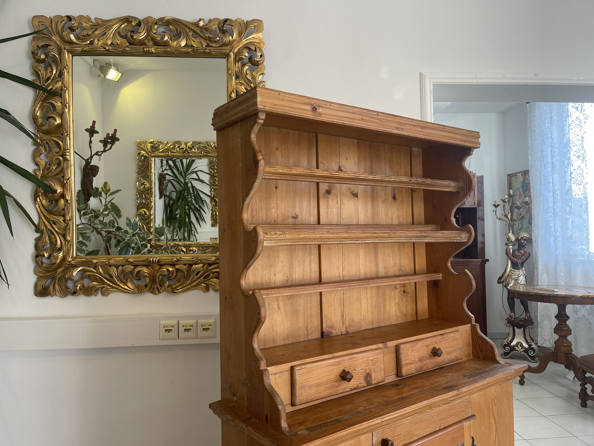 Bauernschrank-191 Bäuerliche Anrichte Etagere Kommode Kasterl B1949