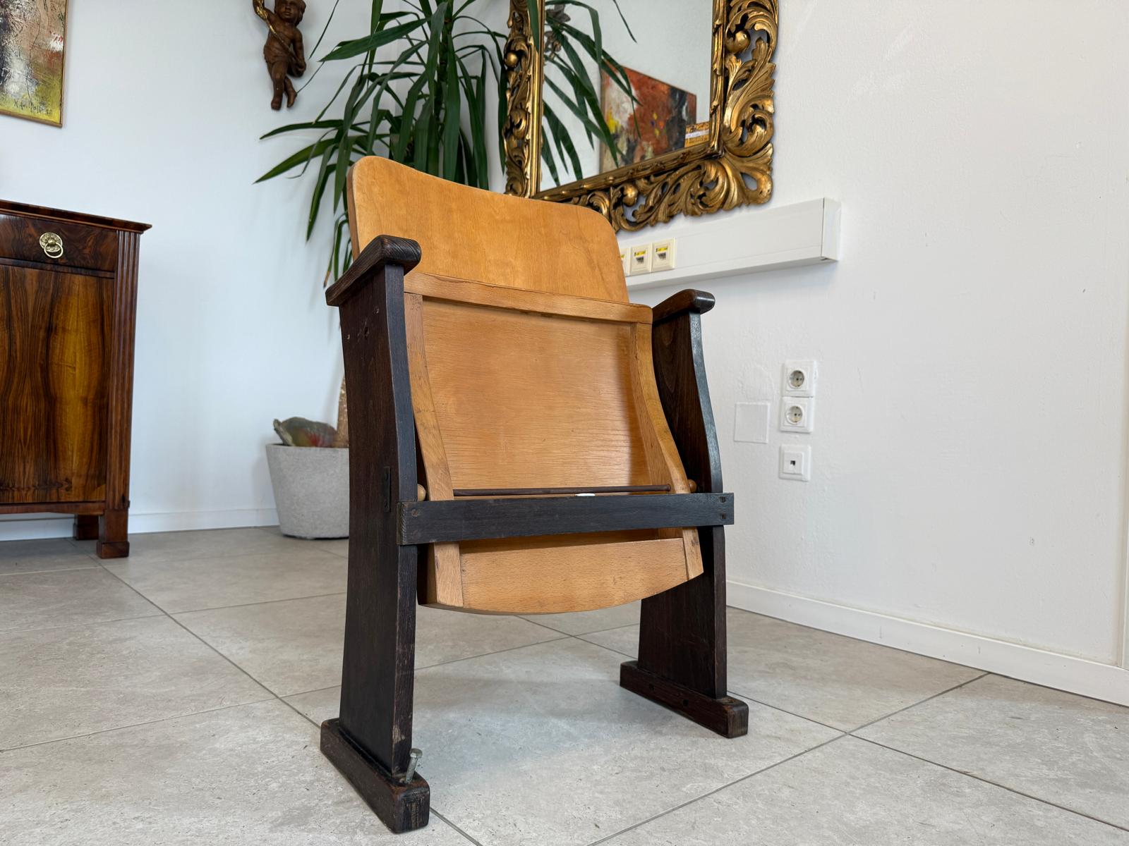 Originale Kinosessel 1er Sitz Klappstuhl Stuhl Sitzgruppe G2129